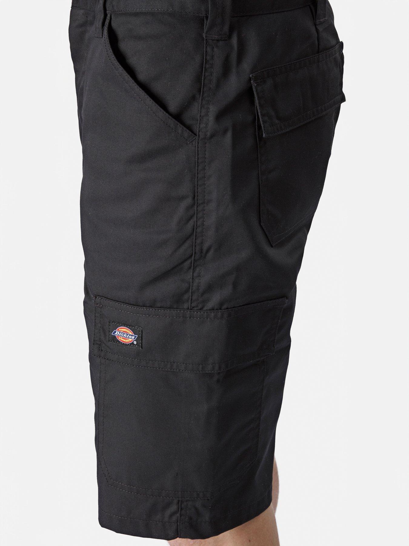 dickies-everyday-short-blackoutfit