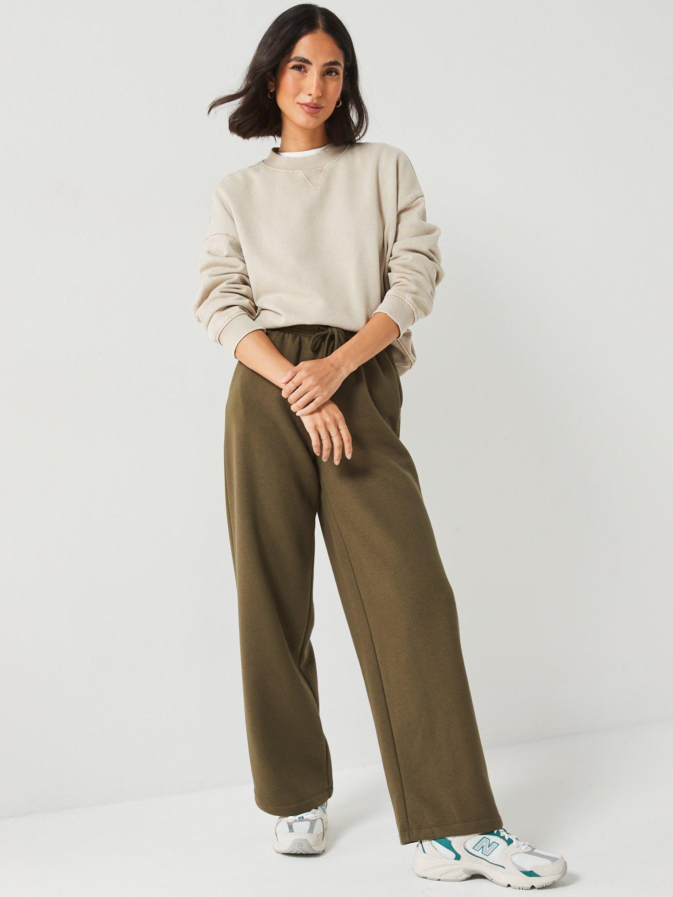 everyday-wide-leg-jogger-greendetail