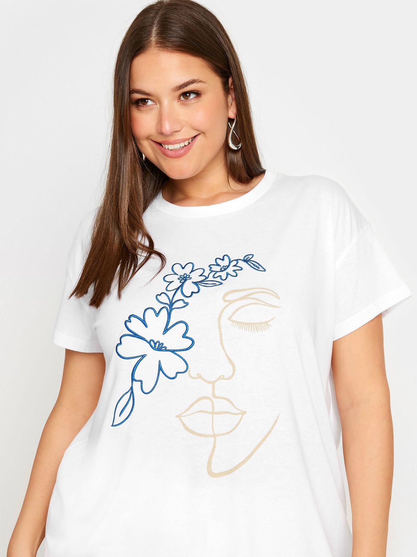 yours-curve-placement-print-t-shirt-mediterranean-linearoutfit