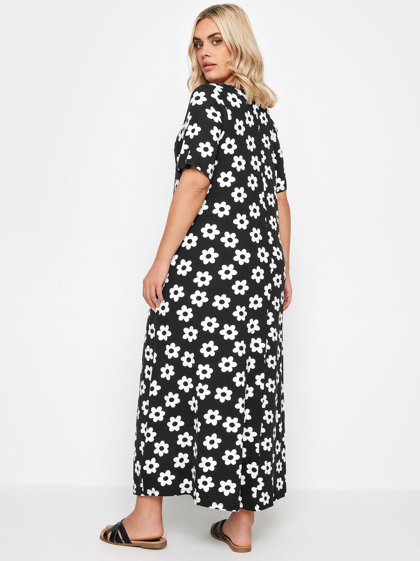 yours-curve-ss-pleat-front-maxi-dress-mono-stamp-daisystillFront