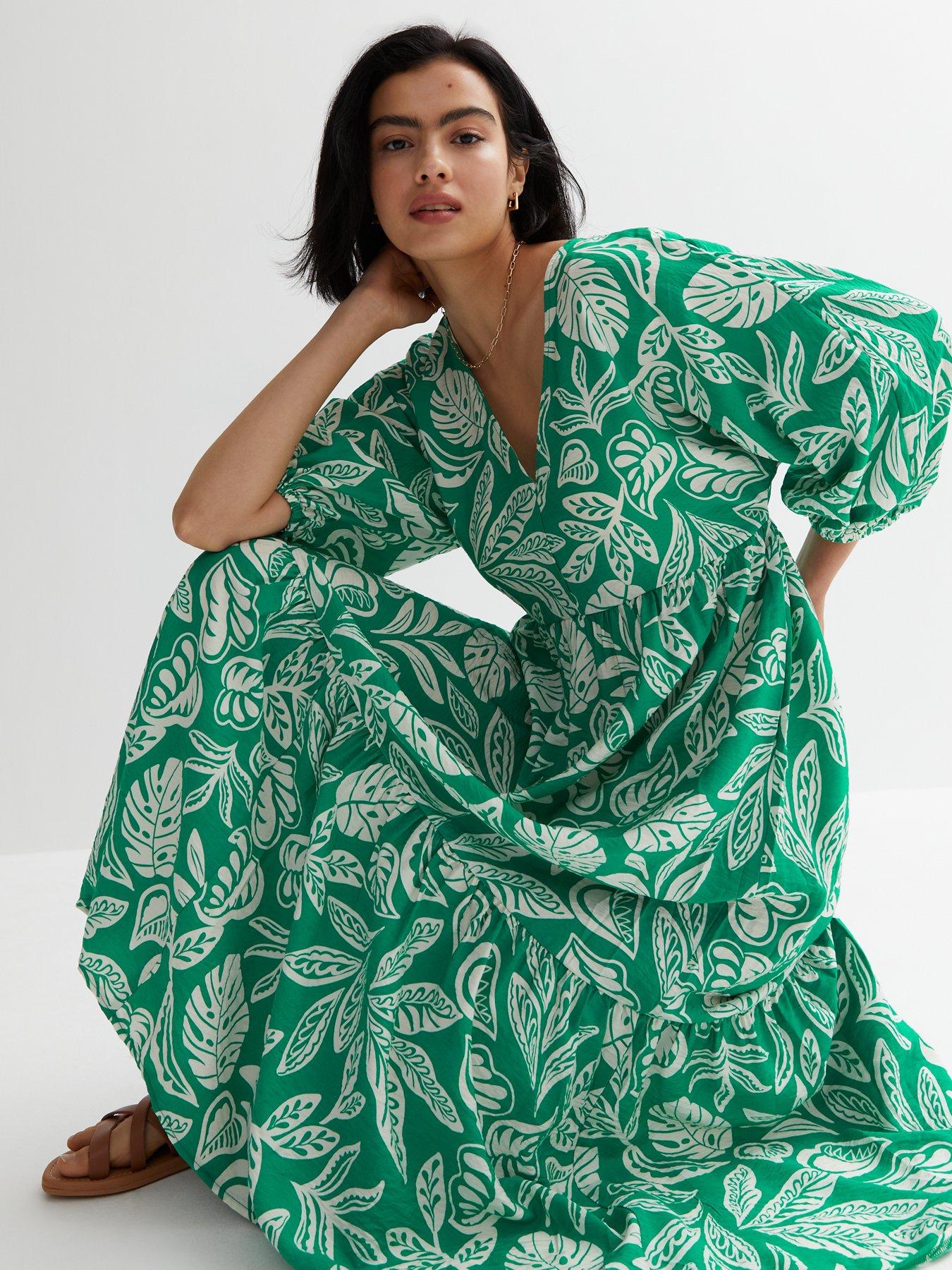 new-look-green-leaf-print-puff-sleeve-smock-midi-dressdetail