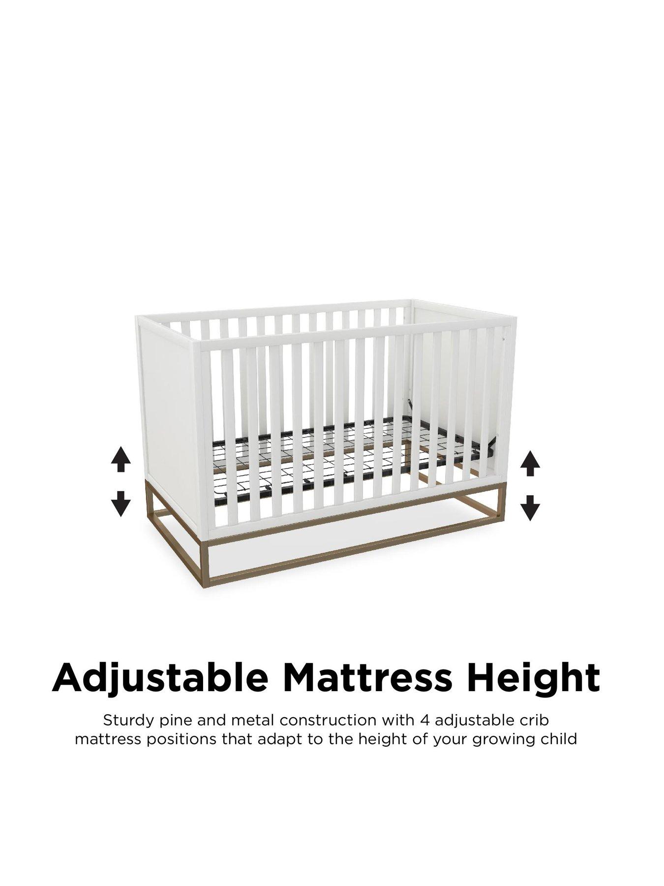 little-seeds-monarch-hillnbsphaven-3-in-1-convertible-wood-crib-with-metal-basenbsp--white-with-gold-basedetail