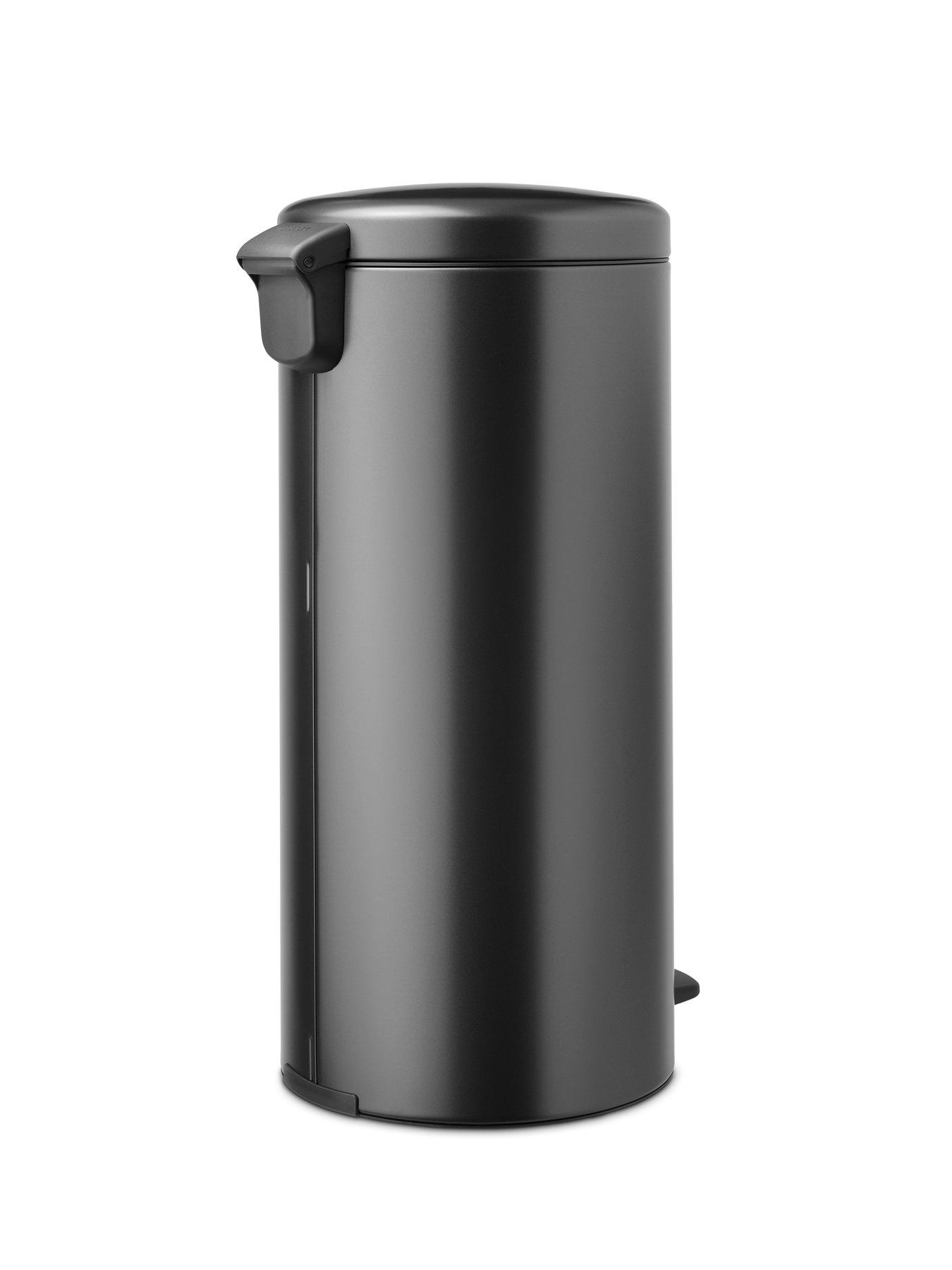 brabantia-newicon-30-litre-pedal-bin-in-confident-greyback