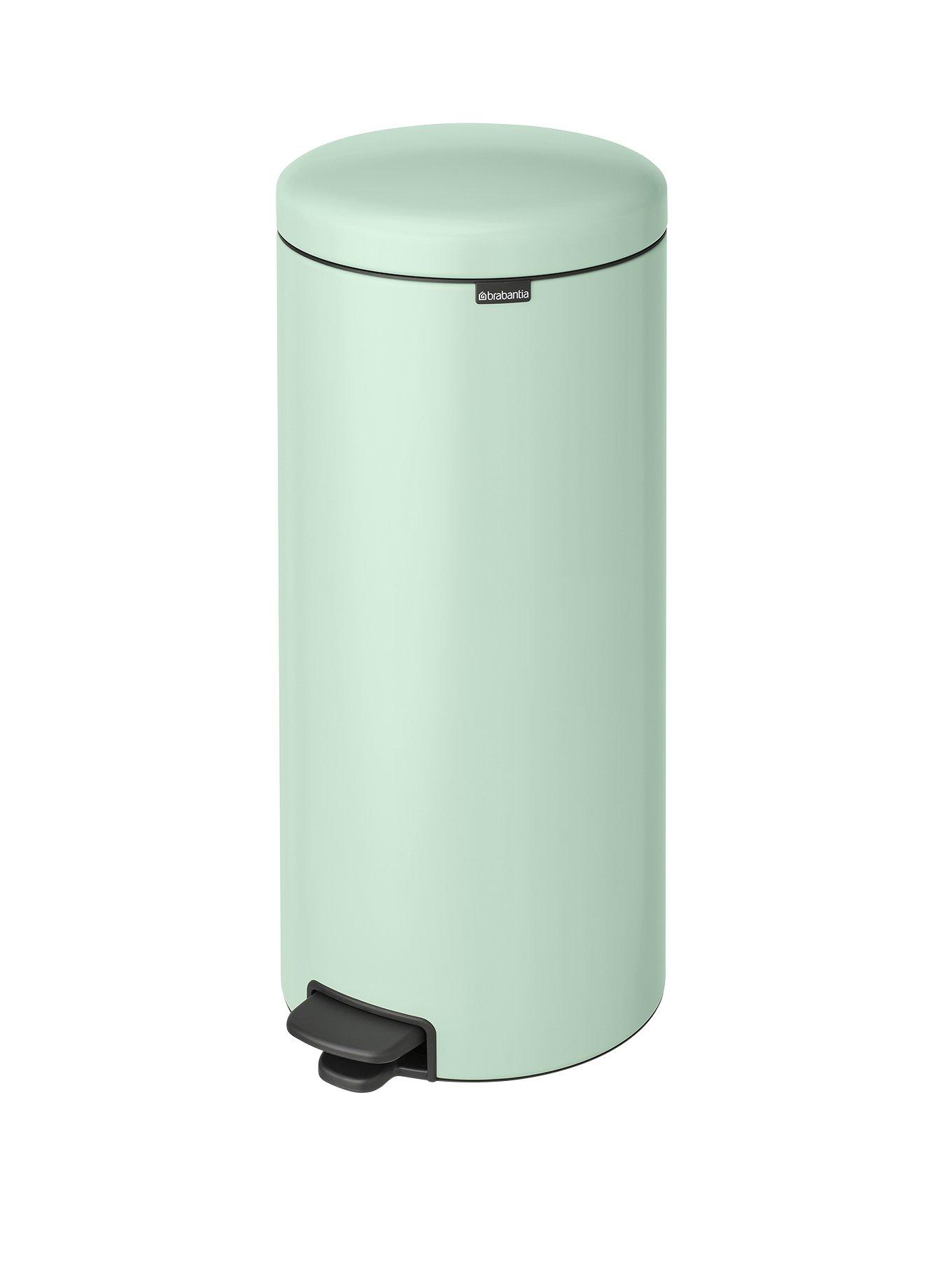 brabantia-newicon-30-litre-pedal-bin-in-green