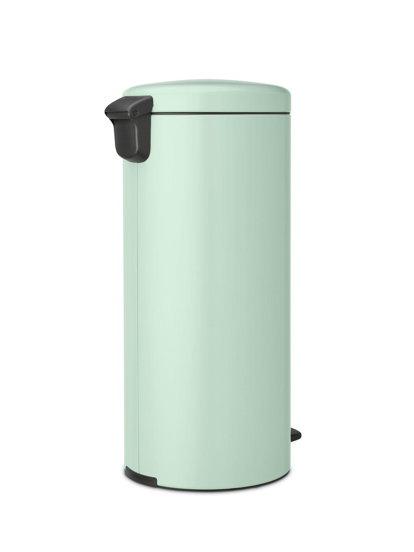 brabantia-newicon-30-litre-pedal-bin-in-greenback