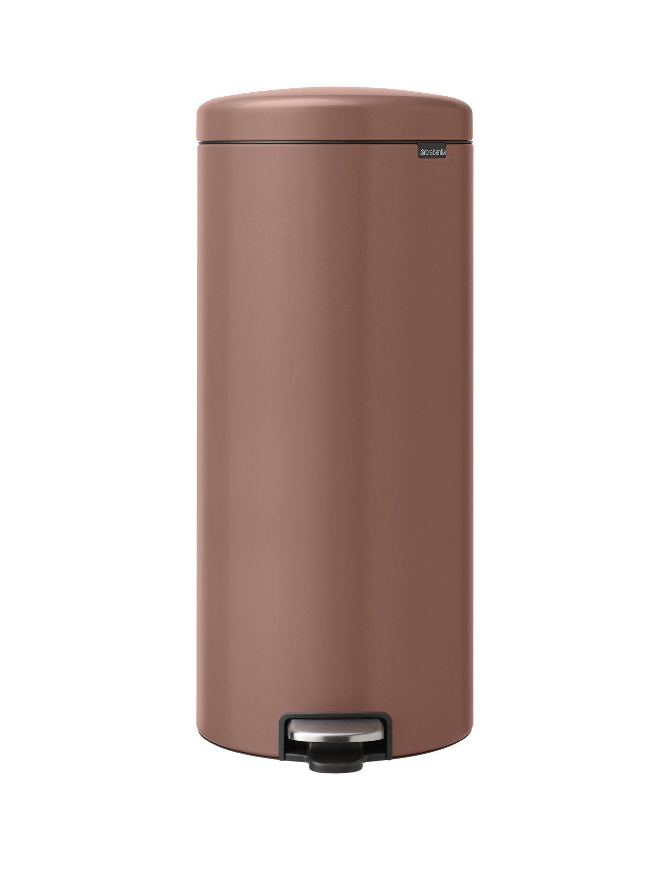 brabantia-newicon-30-litre-pedal-bin-in-taupe