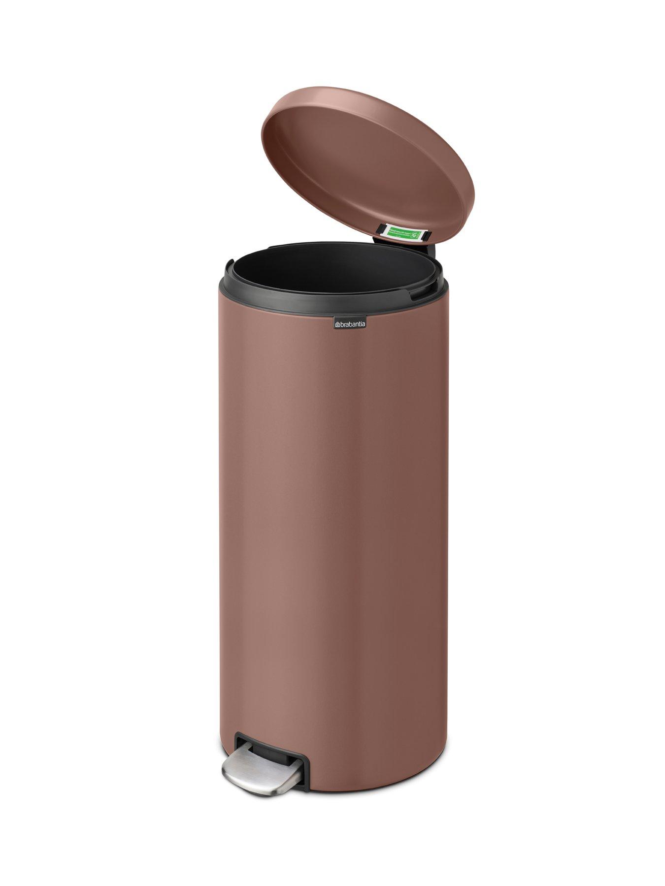 brabantia-newicon-30-litre-pedal-bin-in-taupestillFront