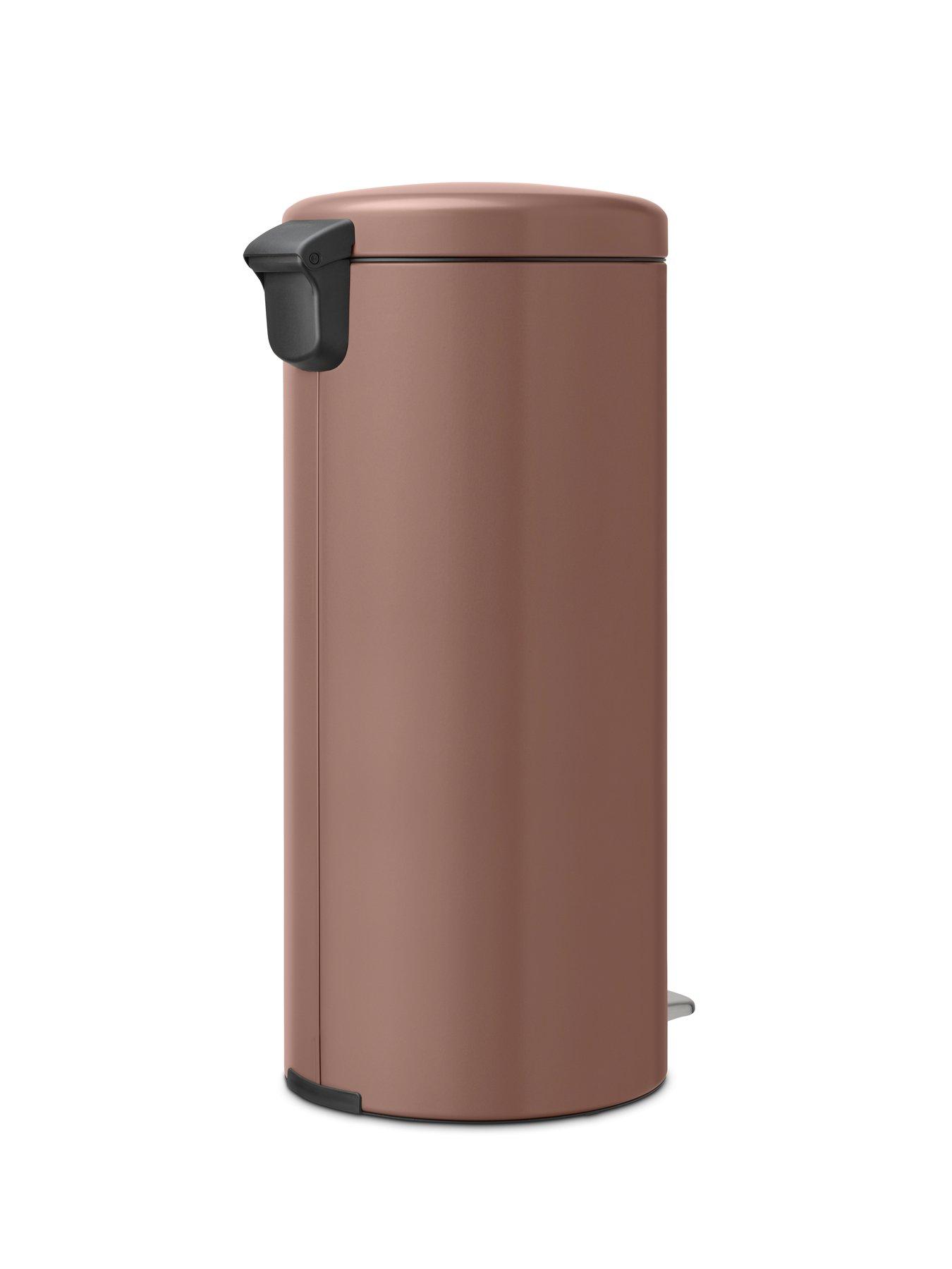 brabantia-newicon-30-litre-pedal-bin-in-taupeback