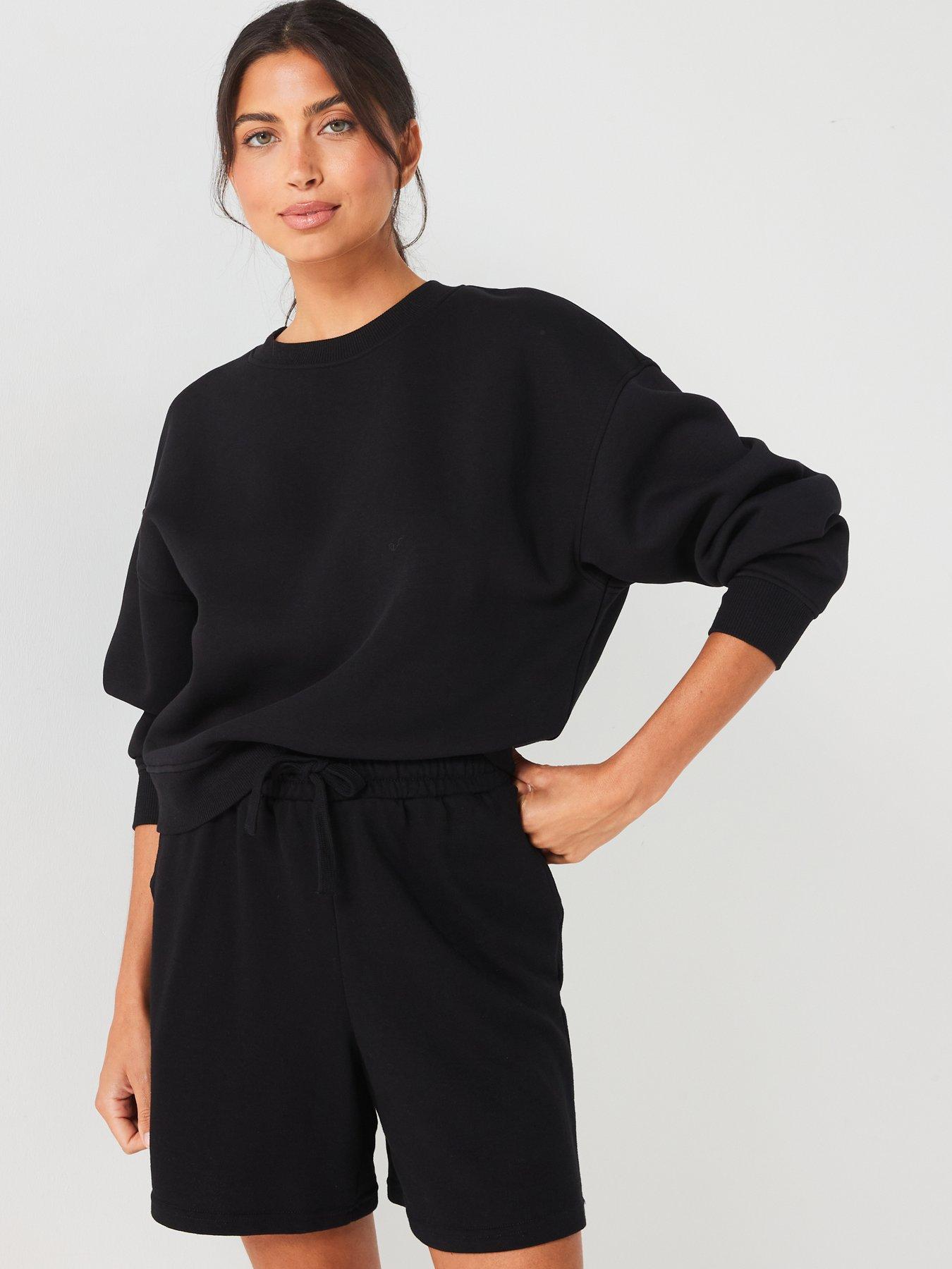 everyday-the-essential-crew-neck-sweat-blackdetail