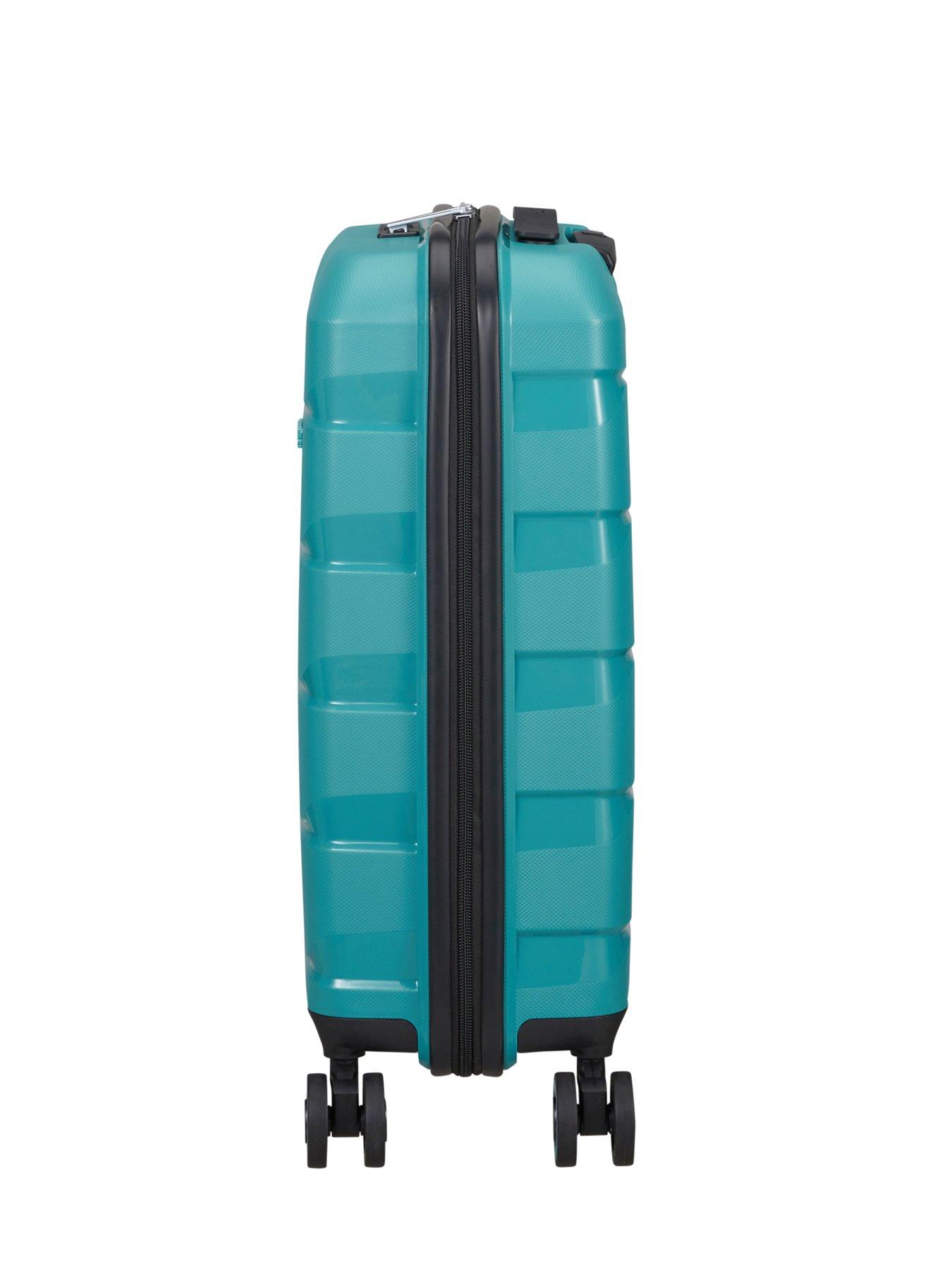 american-tourister-airmove-spinner-55-cabin-hardshell-suitcaseoutfit