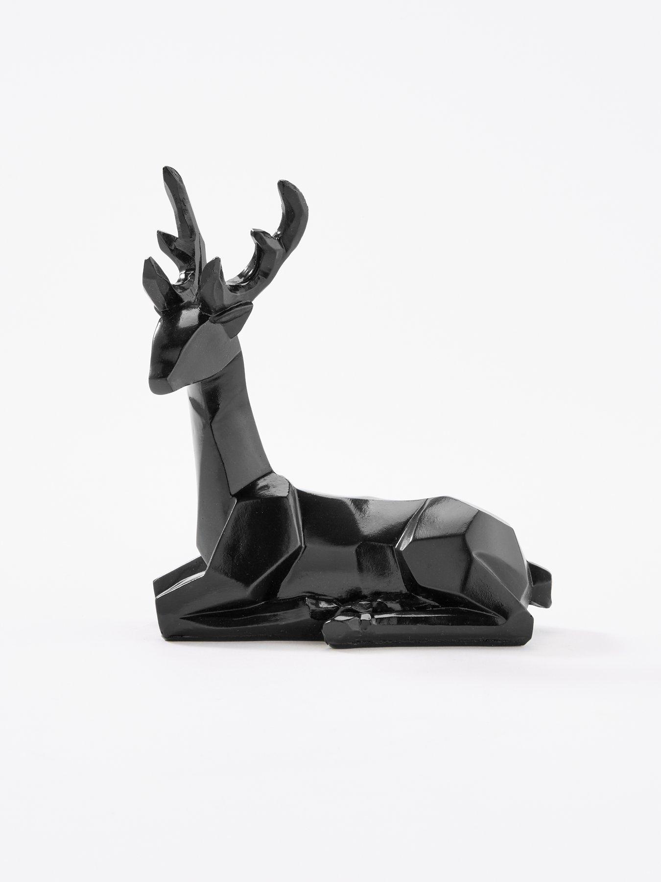 very-home-sitting-stag-noir-christmas-decorationstillFront