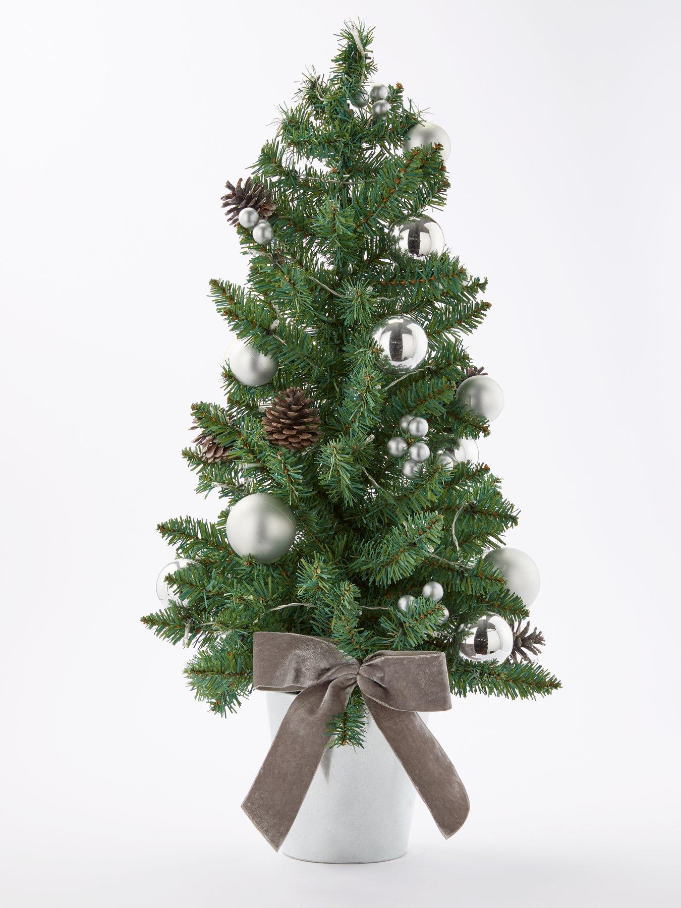 Image 3 of 4 of The Very Collection 92cm Silver Bow Pre-Lit Christmas Tree