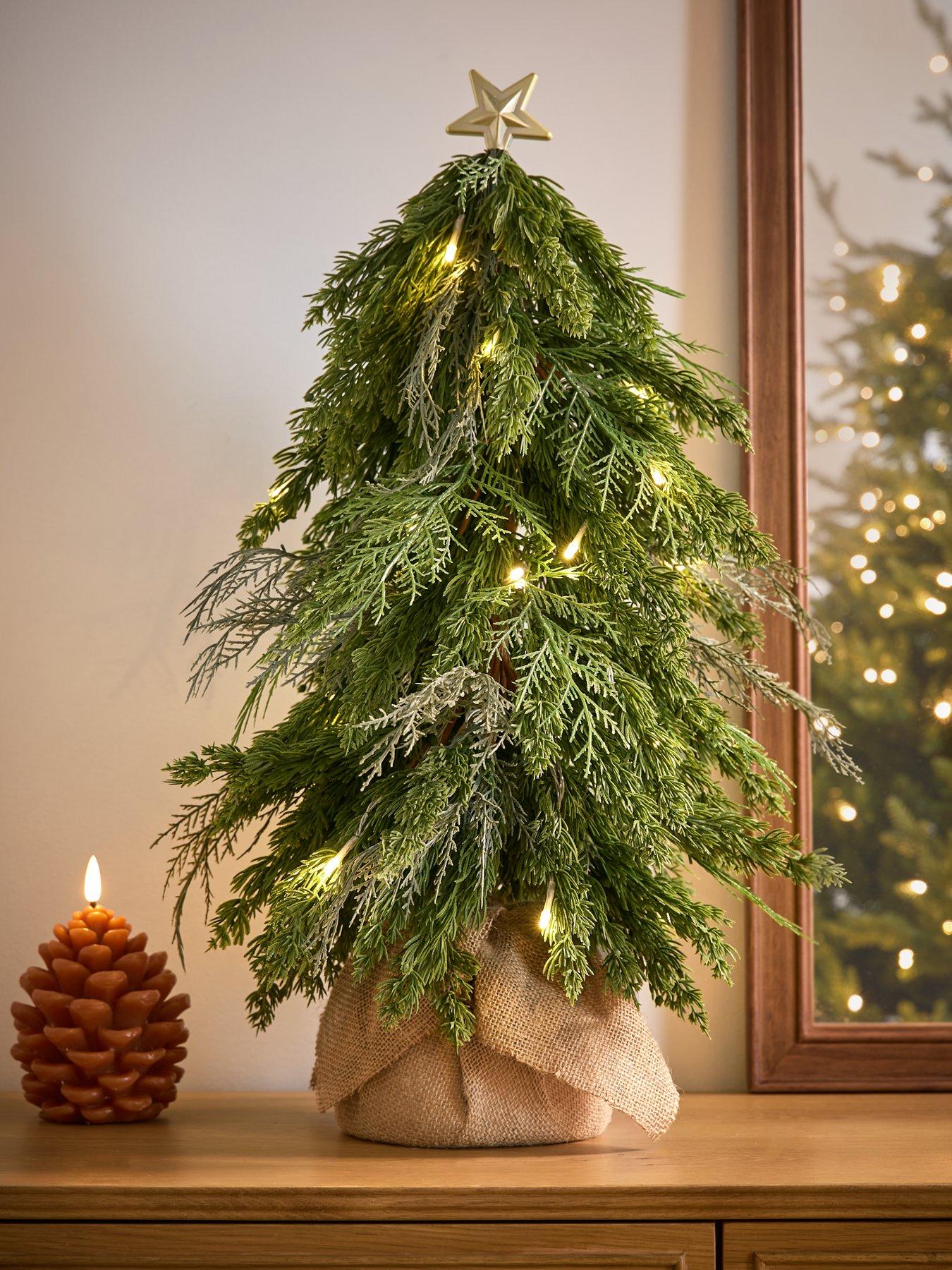 very-home-fern-pre-lit-small-christmas-treefront