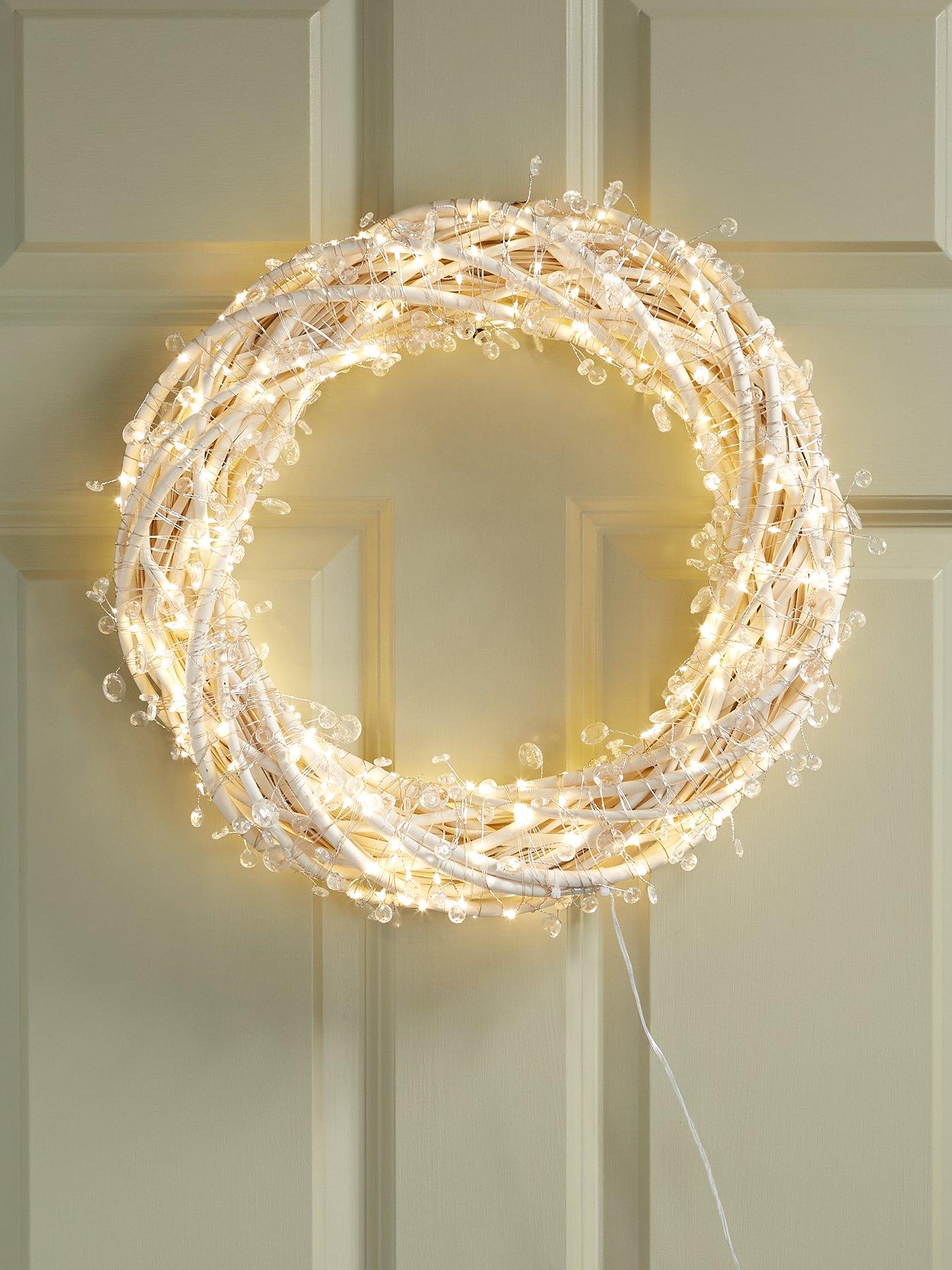 very-home-gemstone-rattan-lit-christmas-wreathstillFront