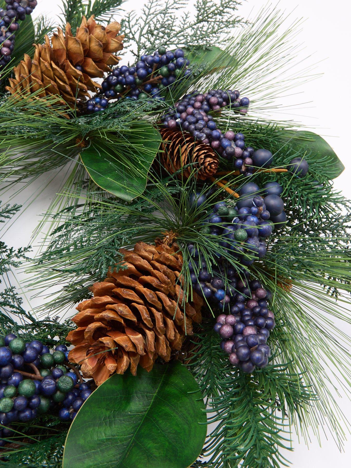 very-home-blueberry-christmas-wreathback