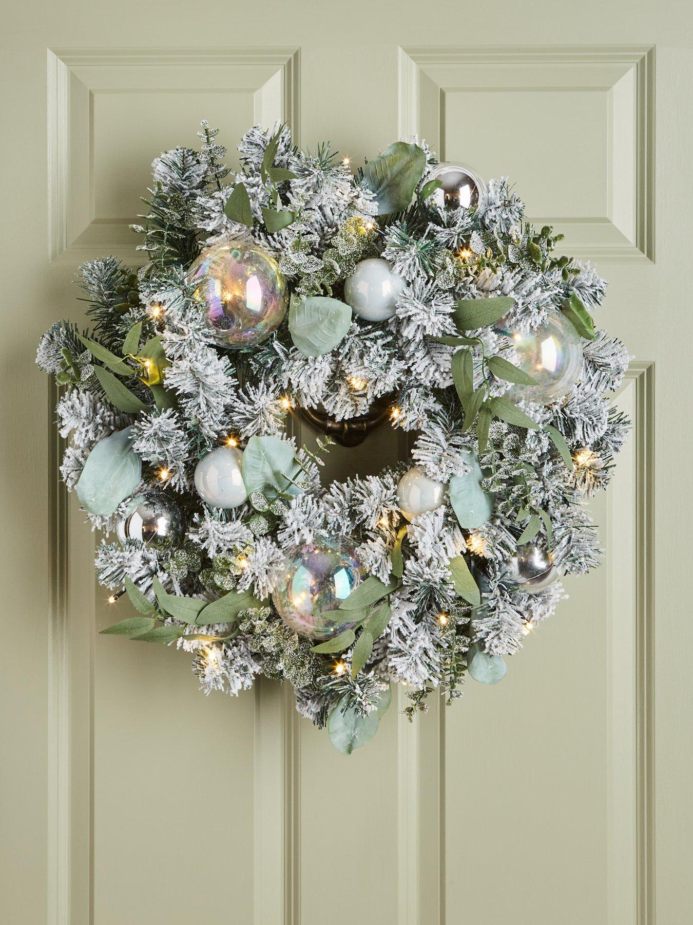 very-home-winter-frost-lit-christmasnbspwreath