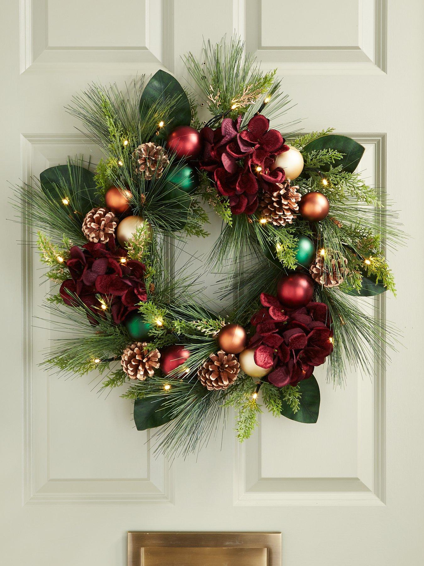 very-home-red-hydrangea-pre-lit-christmas-wreathstillFront