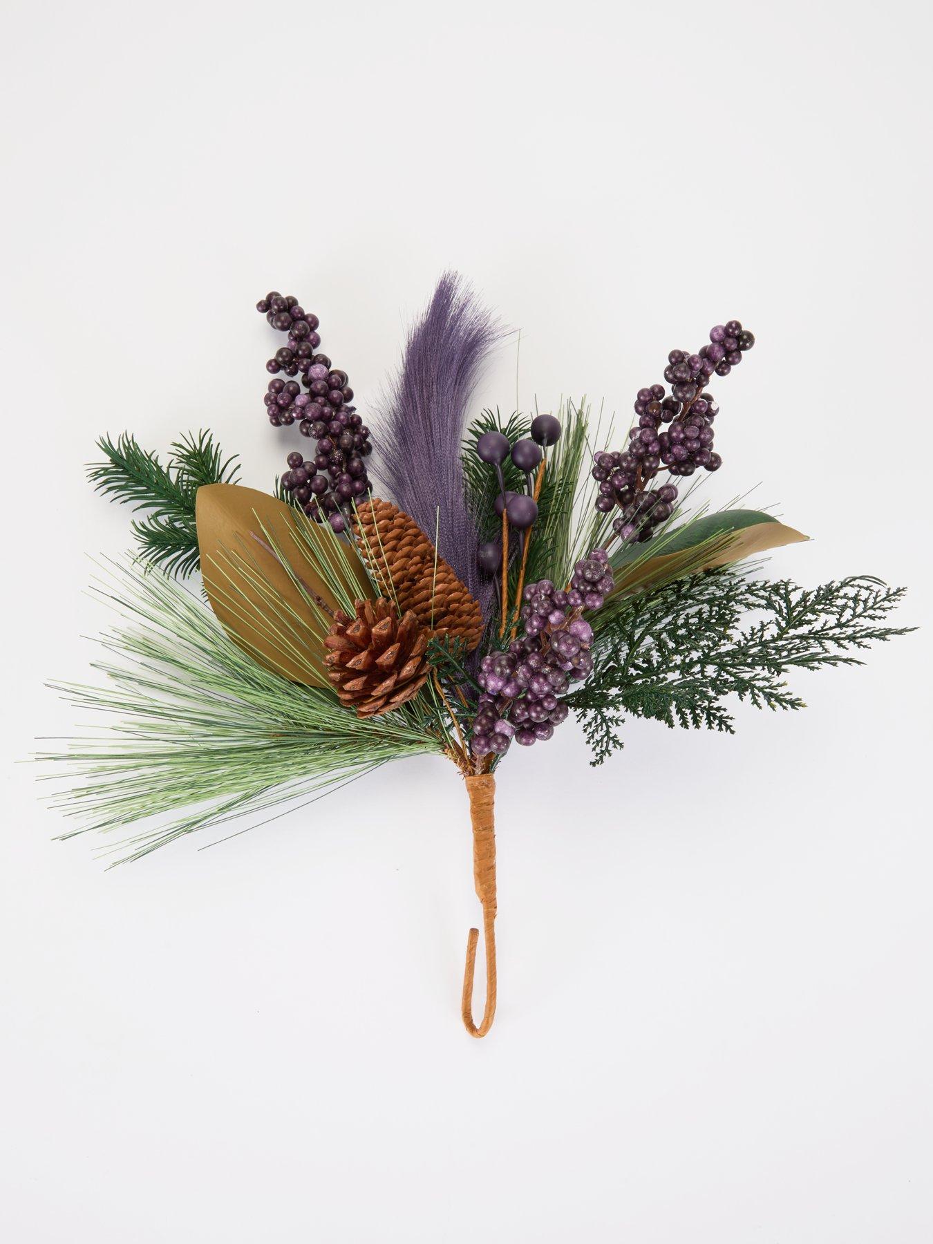 very-home-foliage-filled-glassnbspvase-christmas-decorationoutfit