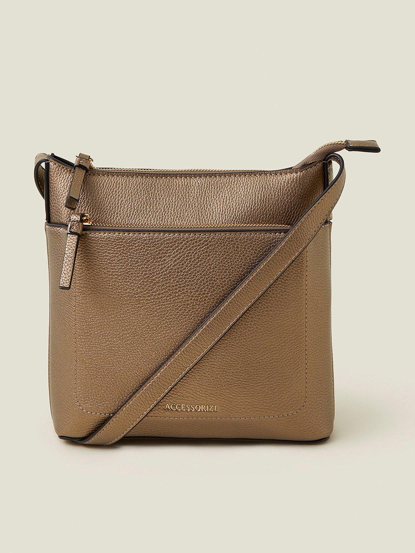 accessorize-classic-messenger