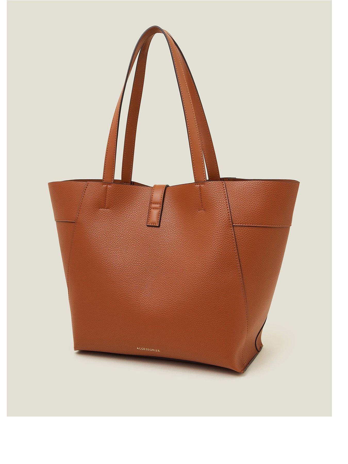 accessorize-tote-with-metalworkback