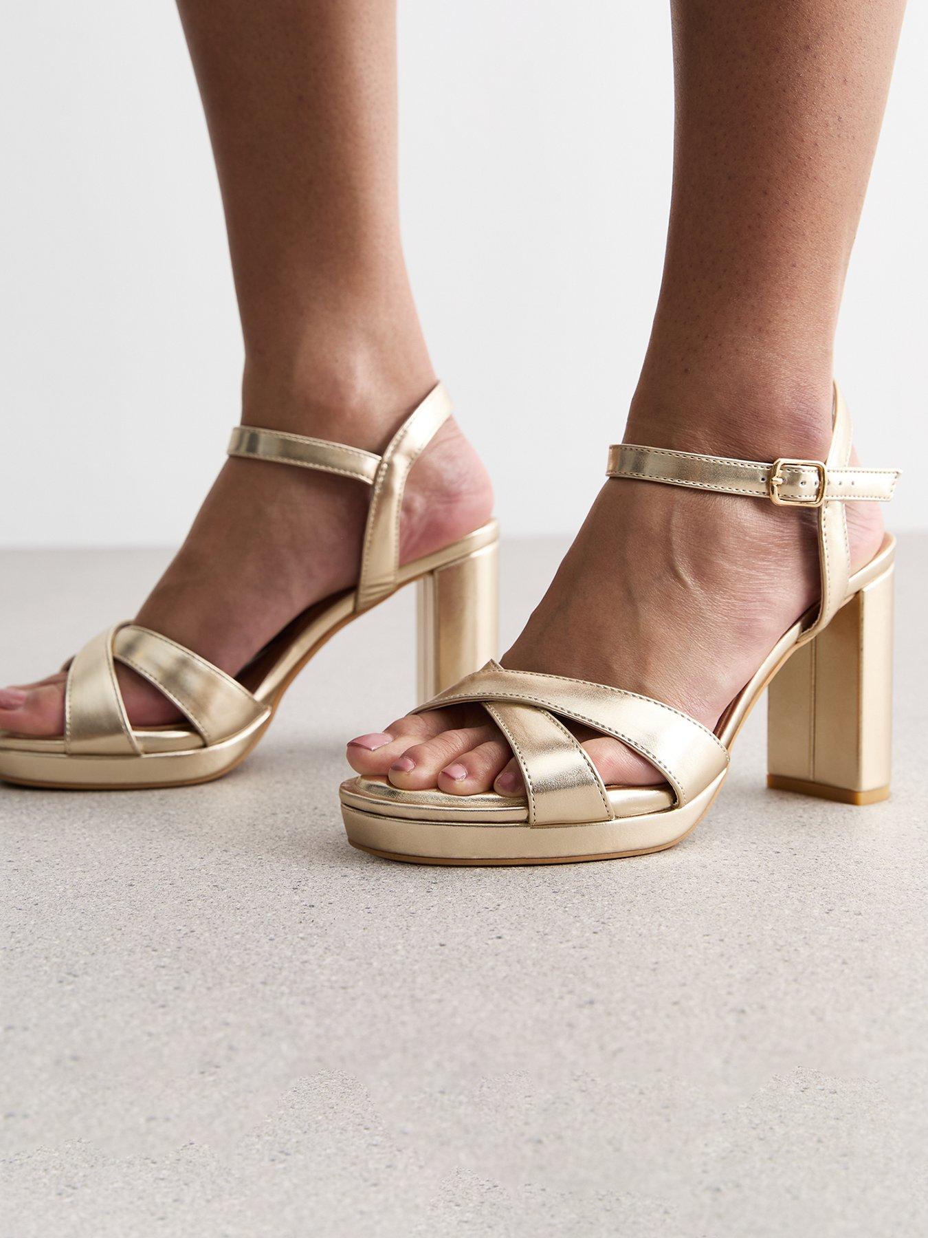 new-look-wide-fit-gold-cross-over-platform-block-heel-sandalsoutfit