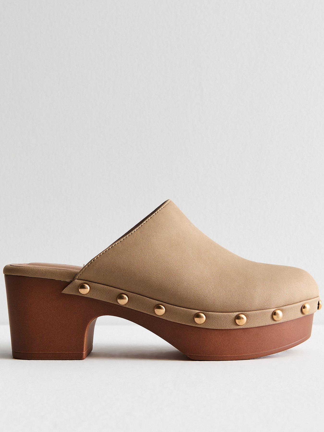 new-look-brown-leather-look-block-heel-clogs