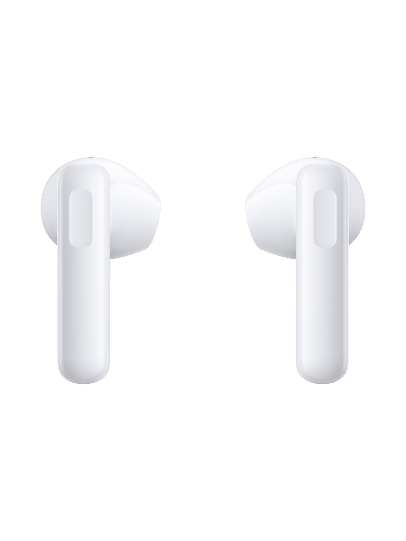 honor-earbuds-x6-whiteoutfit