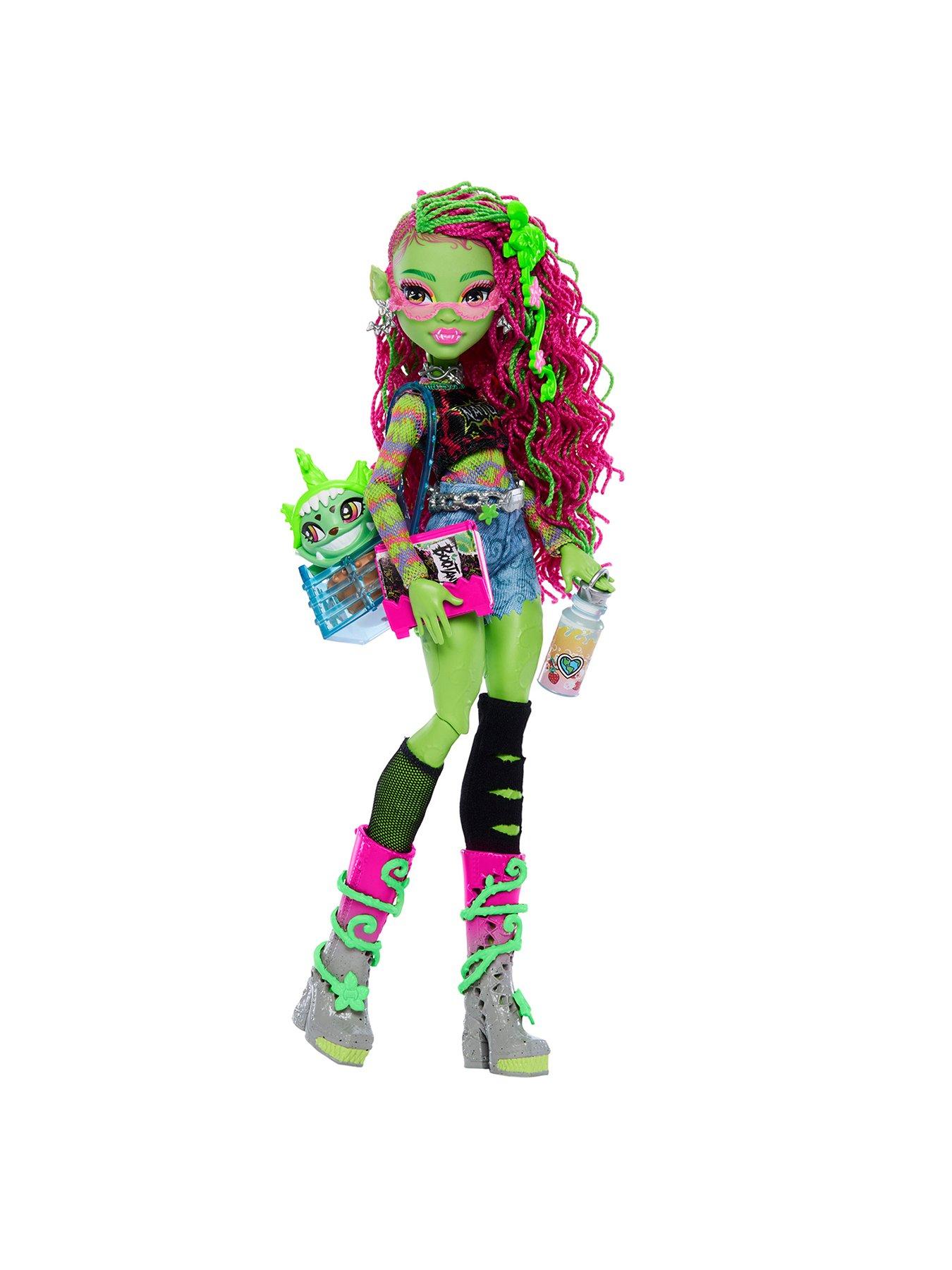 undefined Venus McFlytrap Fashion Doll  &  Accessories