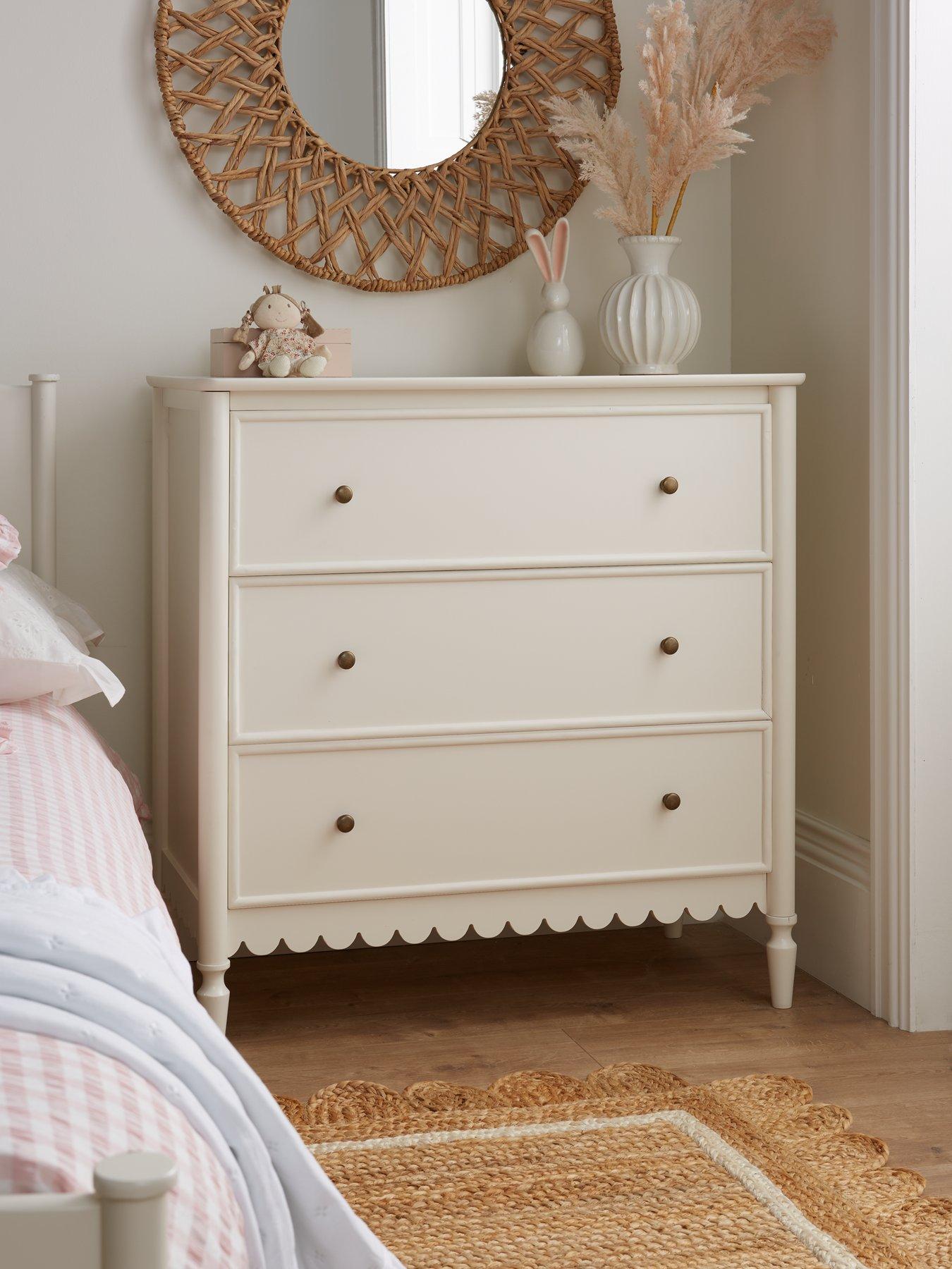 Image of Very Home Scallop 3 Drawer Chest - Cream - FSC Certified
