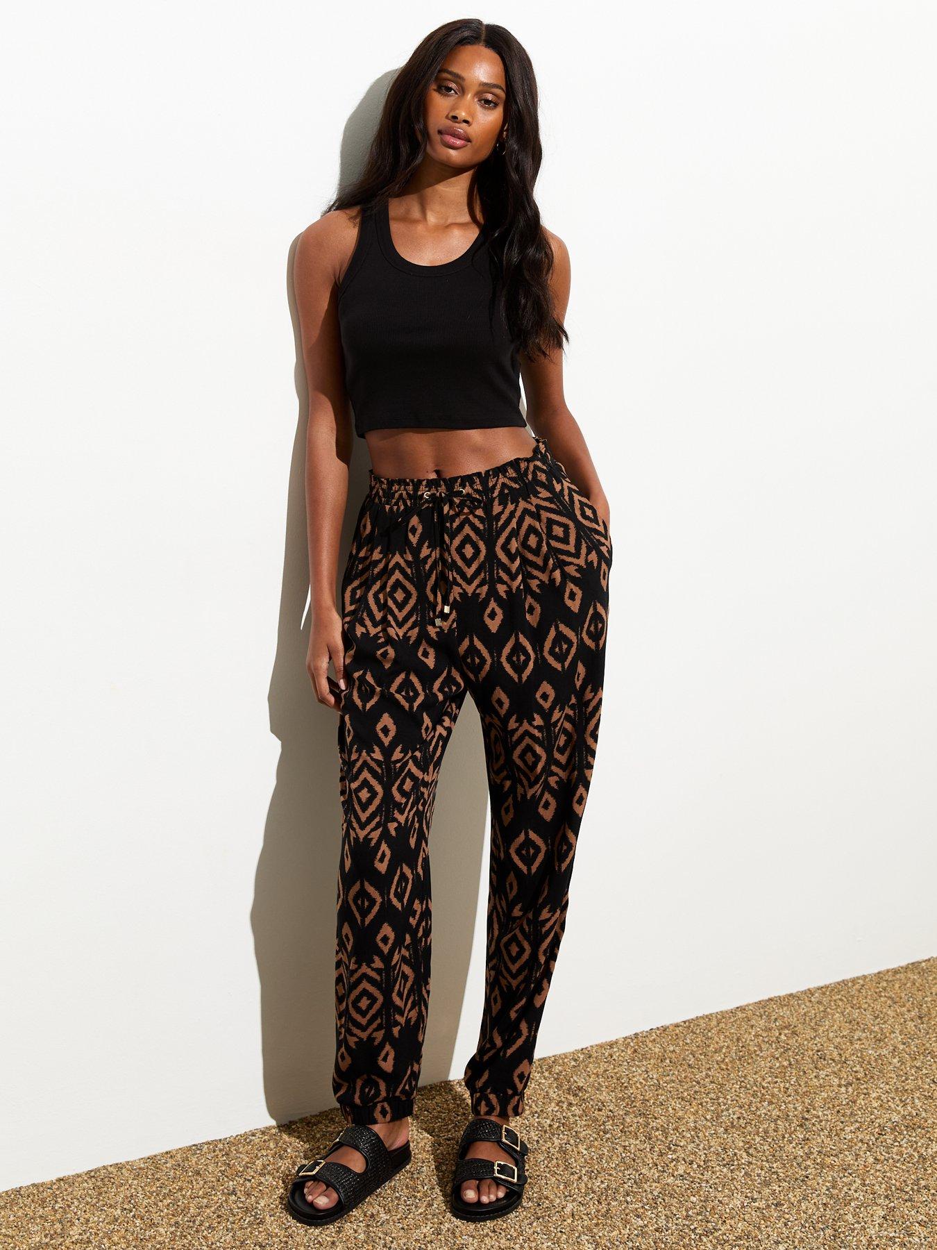 new-look-black-abstract-print-drawstring-joggers