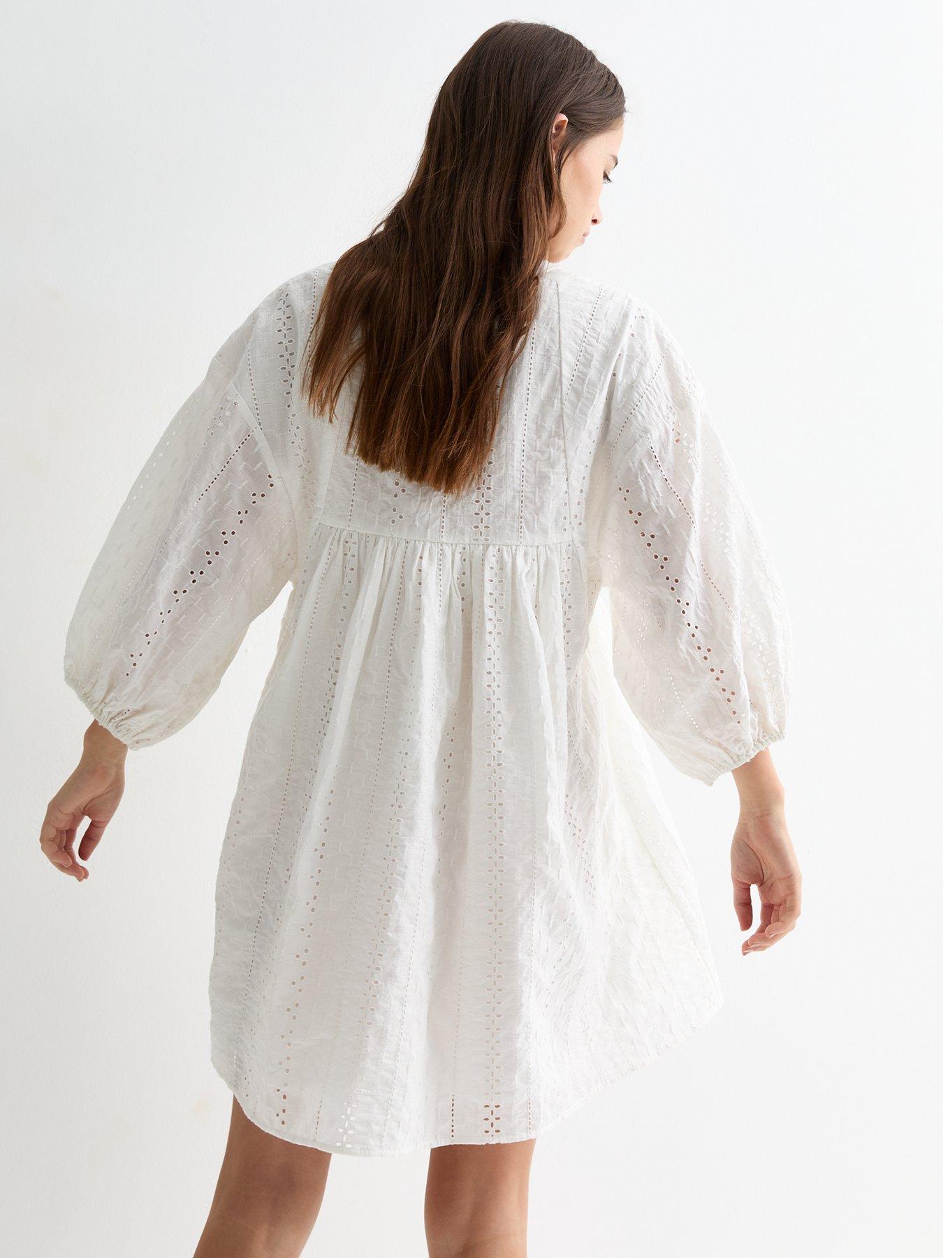 new-look-white-embroidered-cotton-mini-smock-dressstillFront