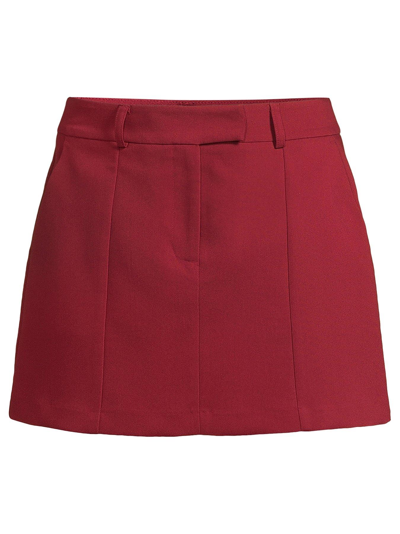 michelle-keegan-tailored-mini-skirt-reddetail