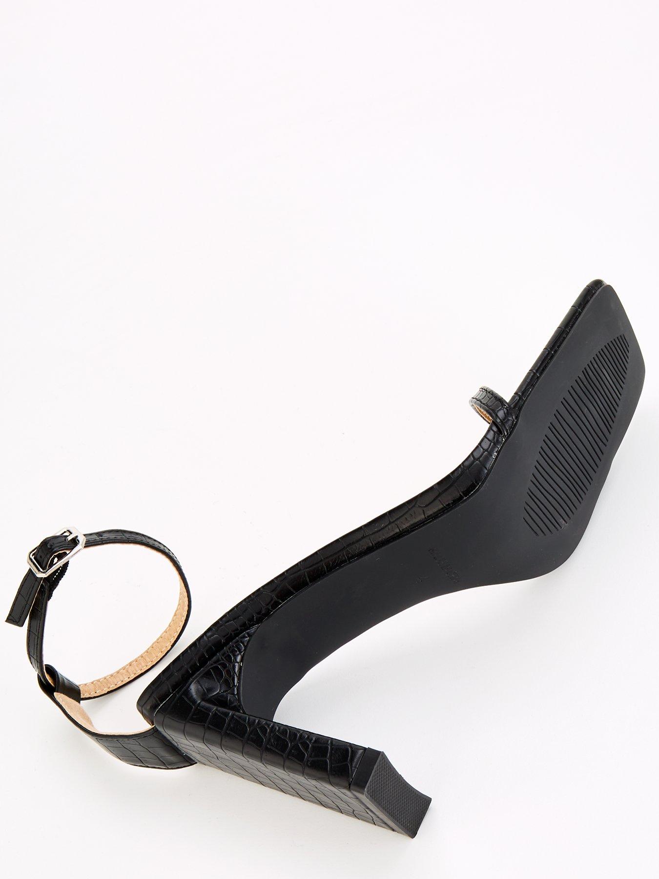 raid-raenna-heeled-sandal-blackdetail