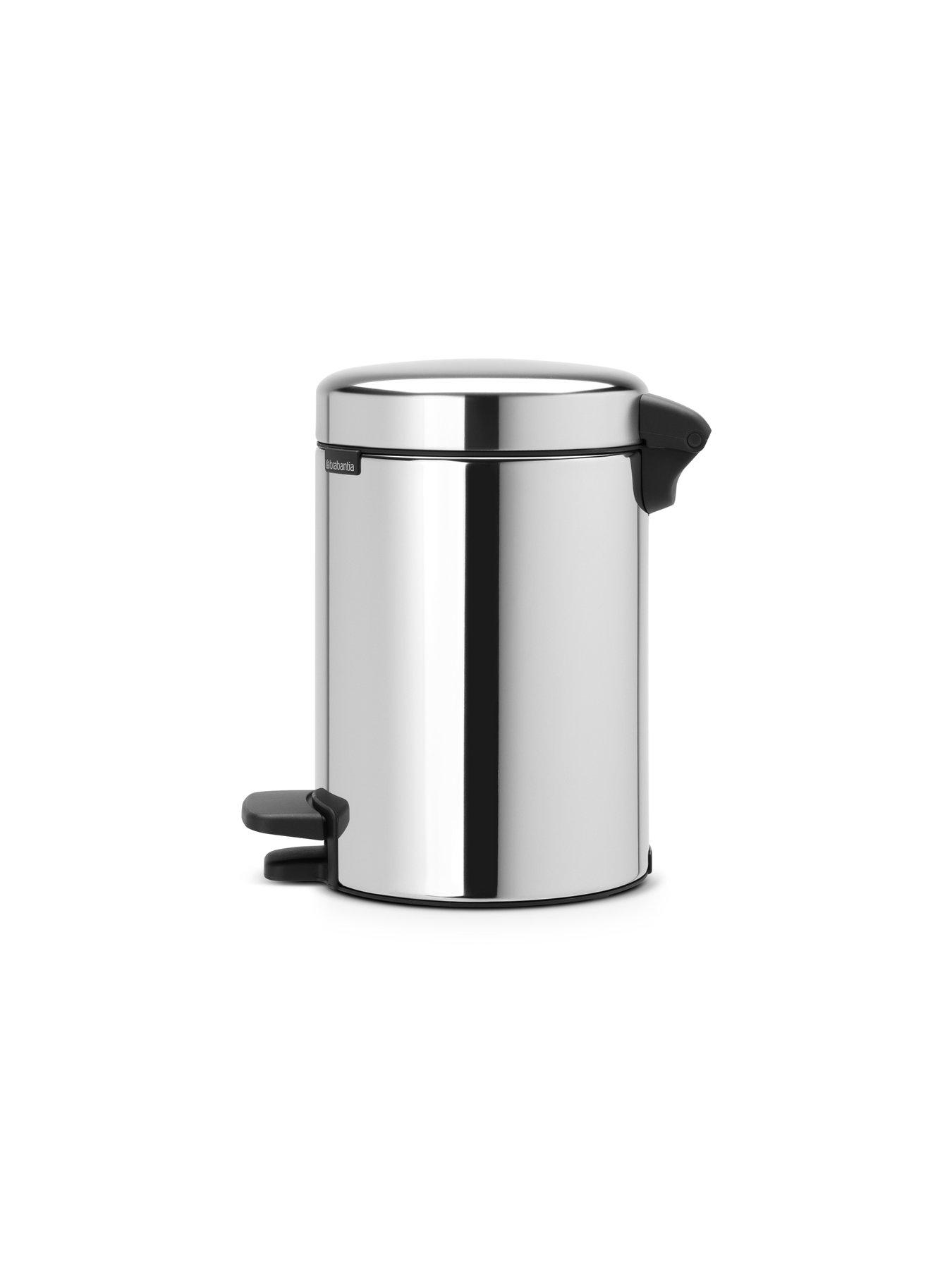 brabantia-newicon-3-litre-stainless-steel-pedal-binstillFront