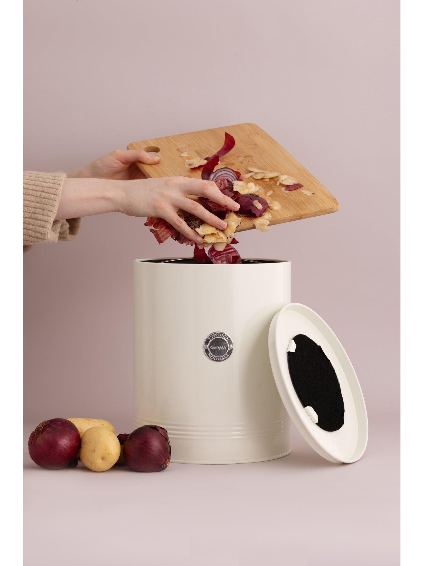 typhoon-living-compost-caddy-in-creamfront