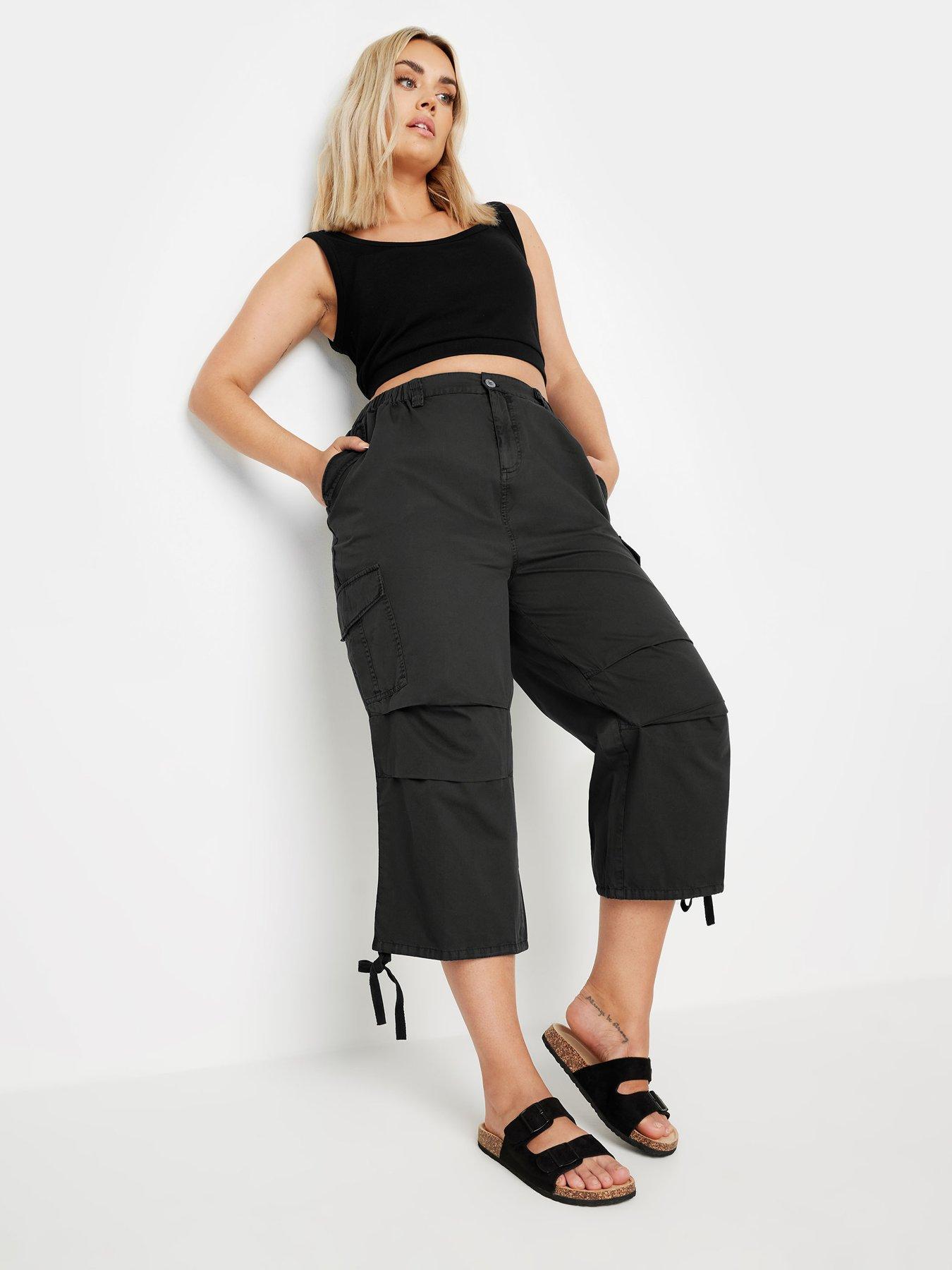 yours-curve-crop-woven-cargo-crop-blackback