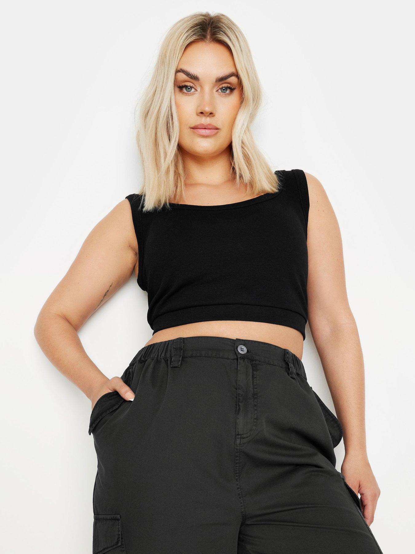 yours-curve-crop-woven-cargo-crop-blackoutfit