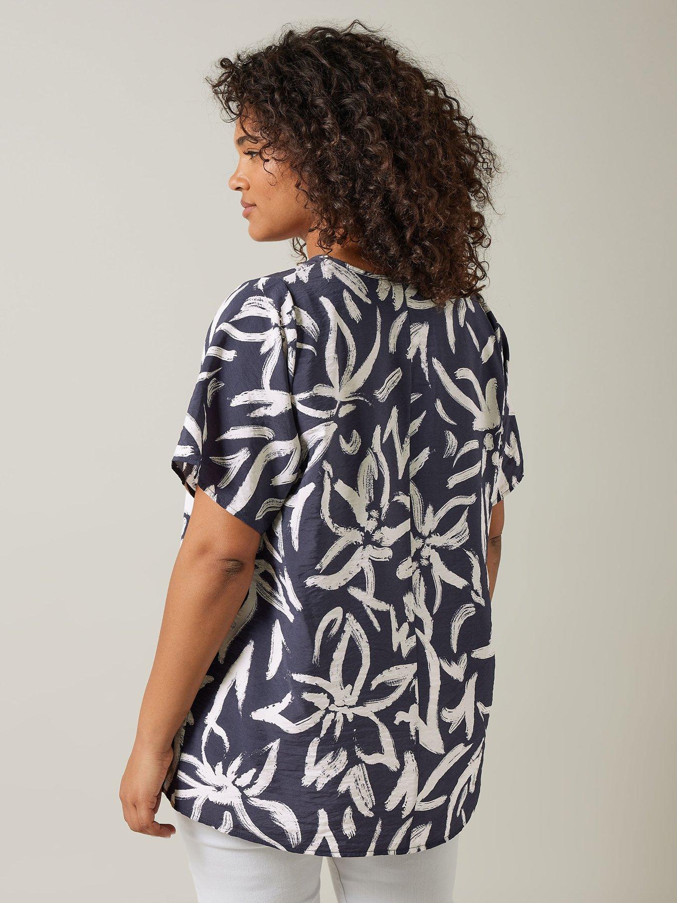 evans-angel-sleeve-top-aop-navy-printstillFront