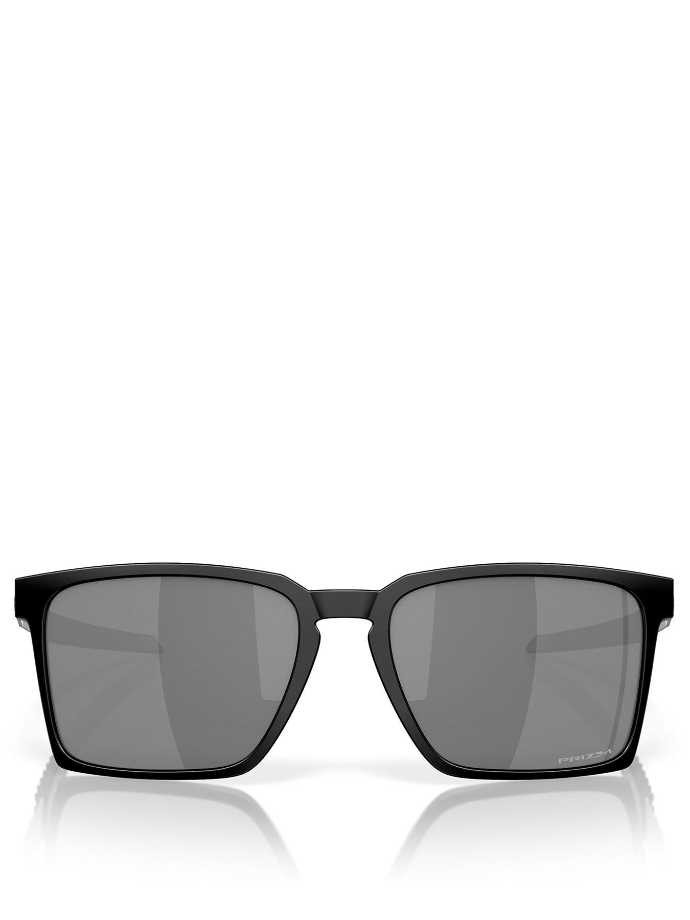 oakley-exchange-sun-square-sunglassesoutfit