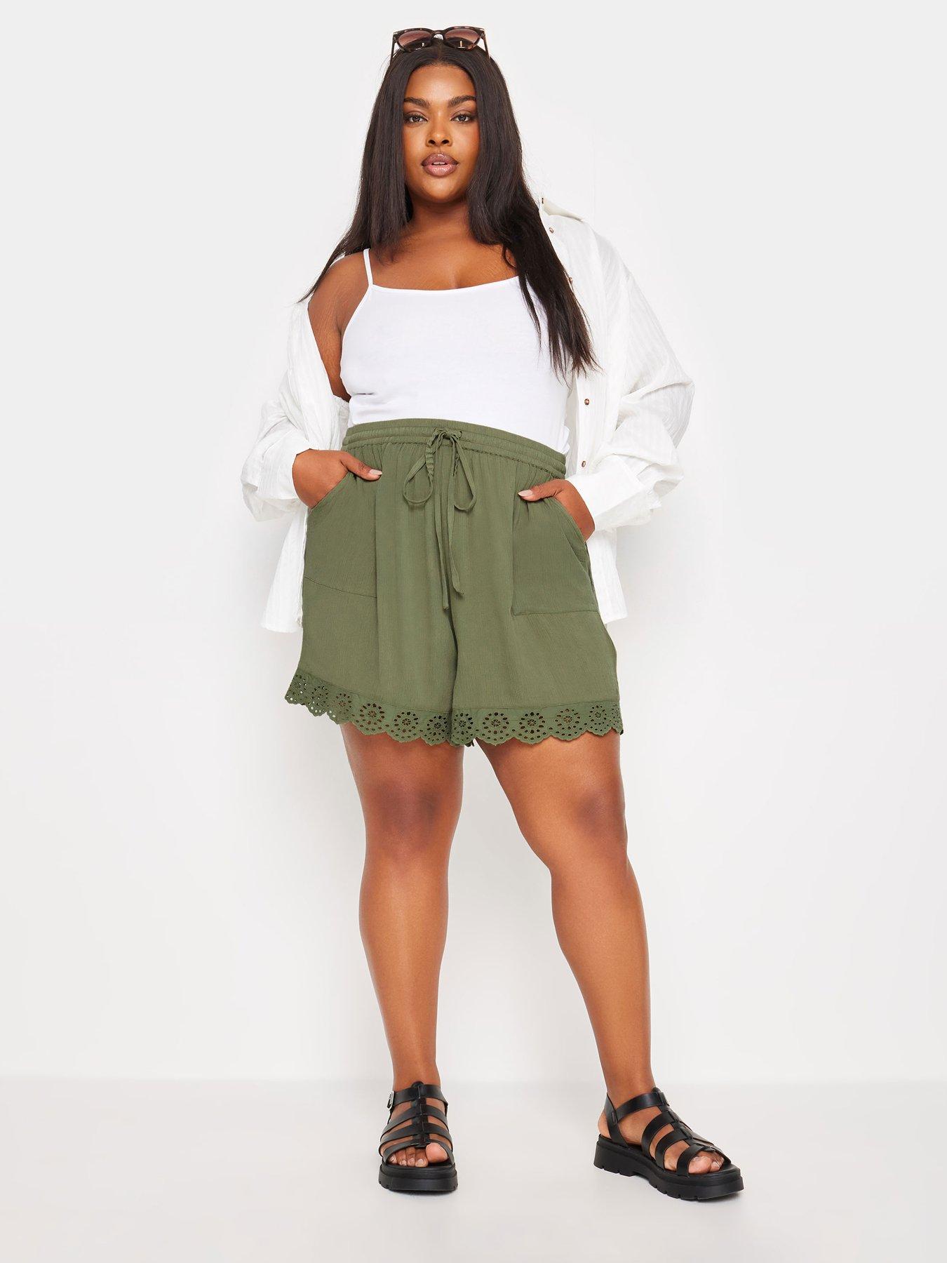 yours-curve-anglaise-scallopednbspshort-greenback