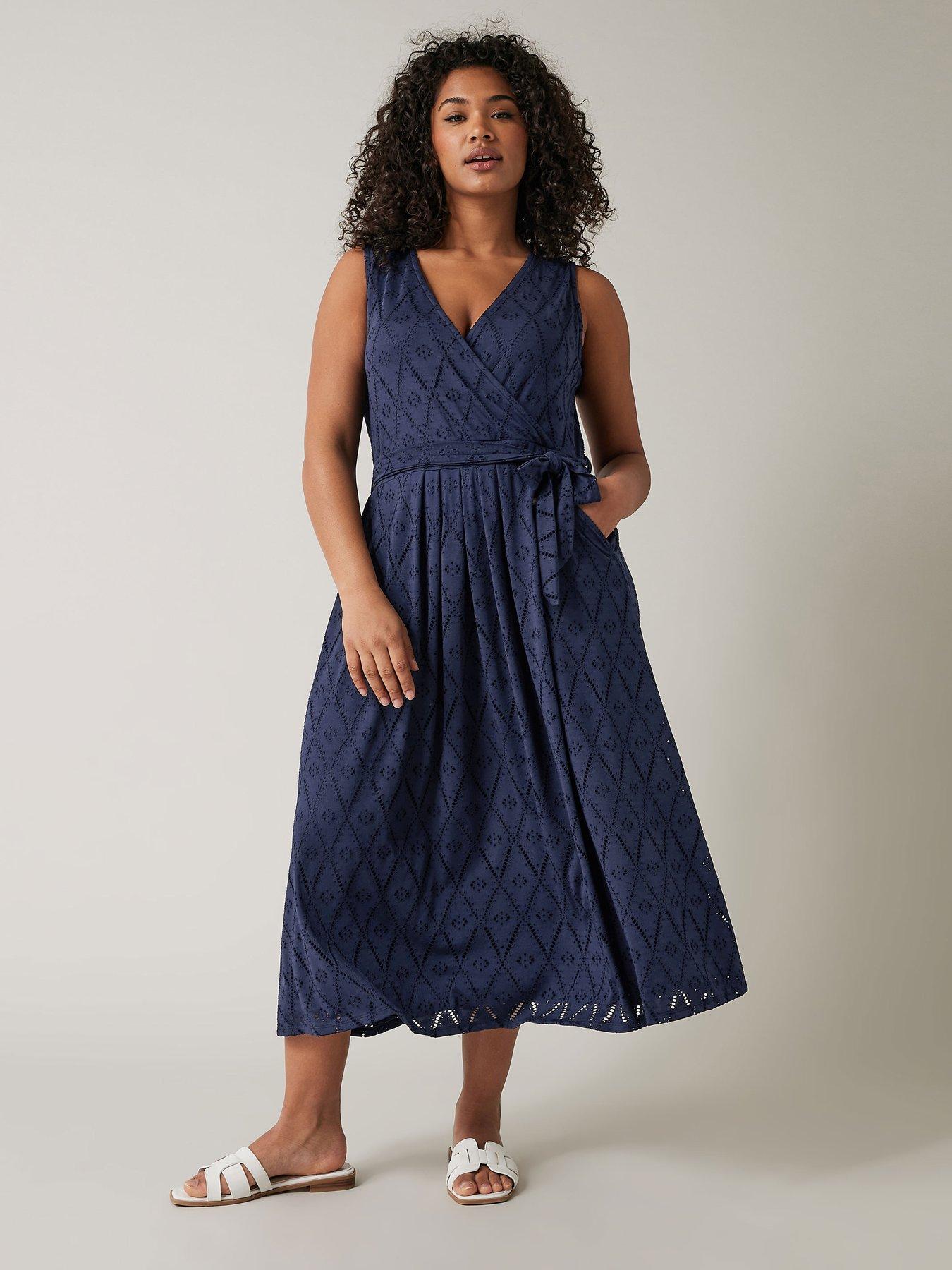Curve Sleeveless Broiderie Anglaise Wrap Dress Navy