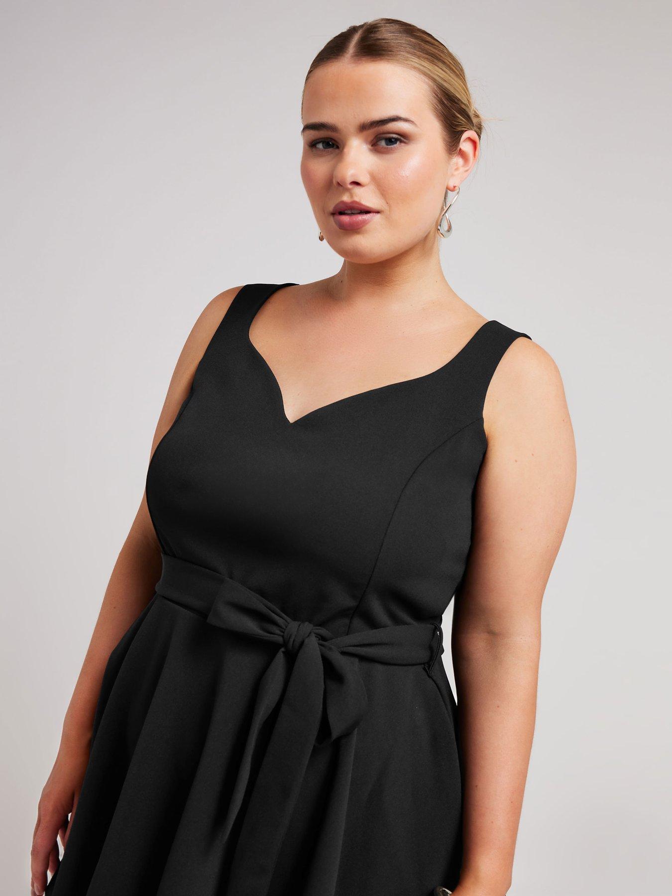 yours-curve-sweetheart-peplum-top-blackoutfit