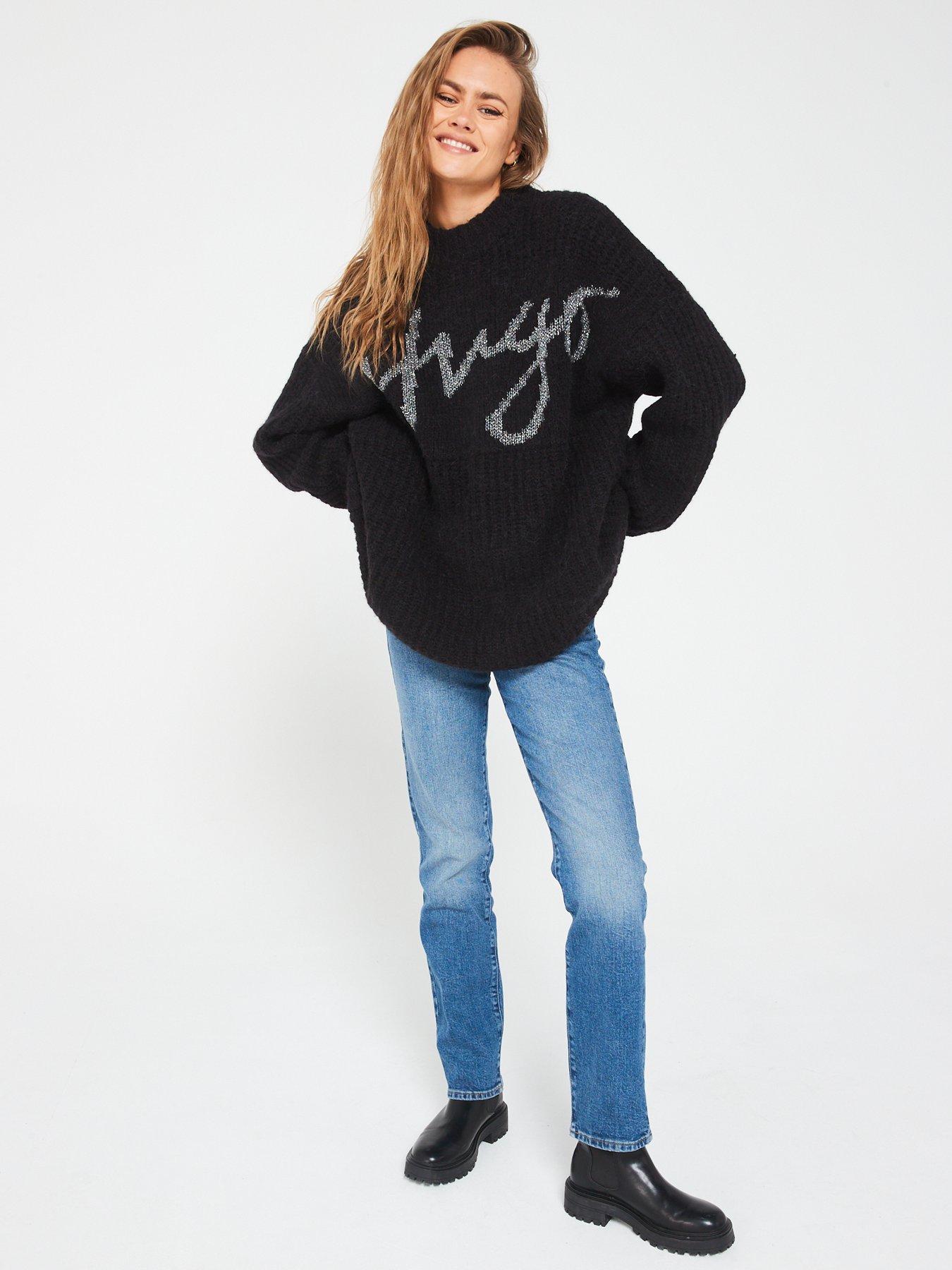 hugo-sloguessy-oversized-knitted-jumper-blackback