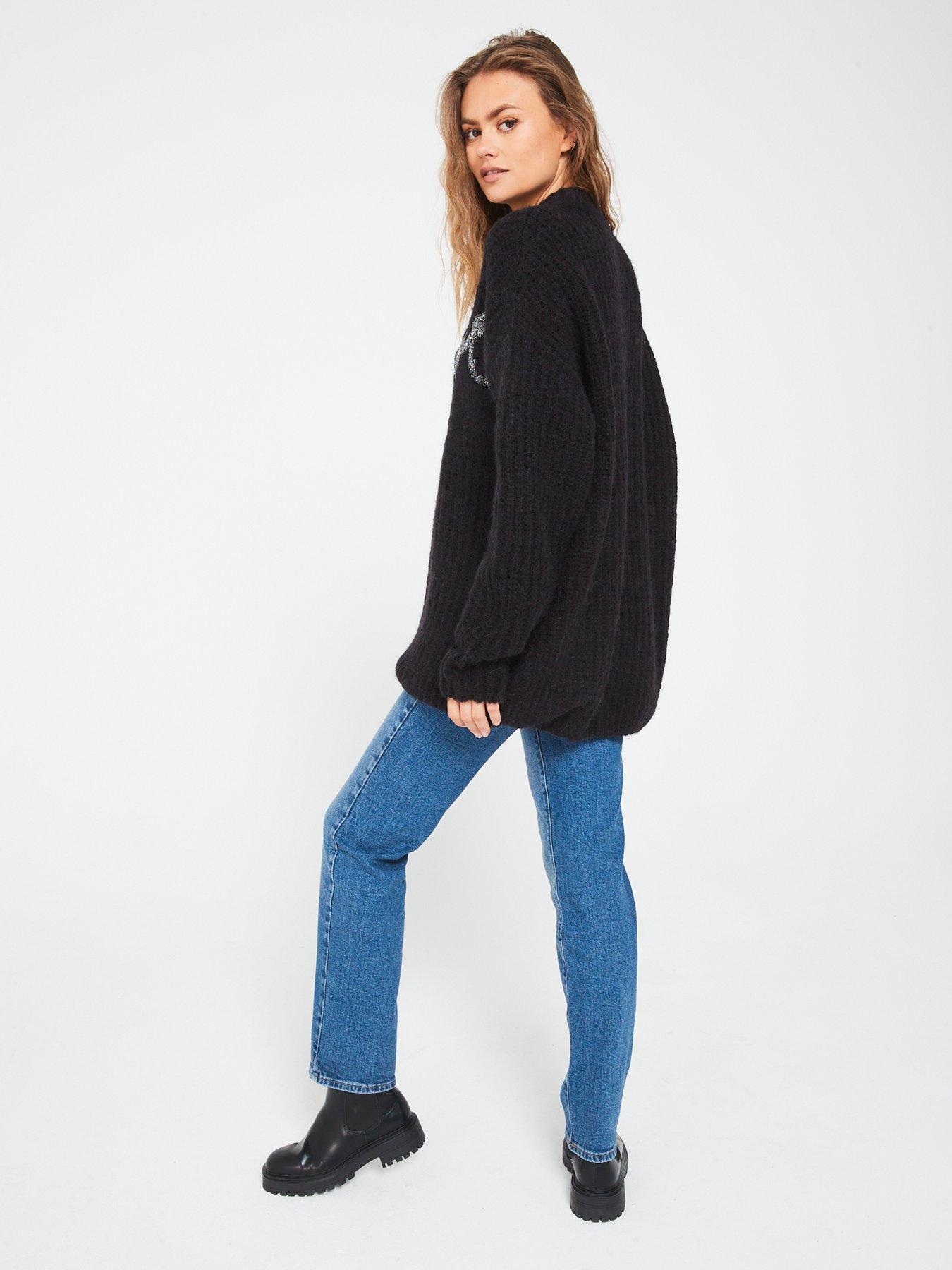 hugo-sloguessy-oversized-knitted-jumper-blackdetail