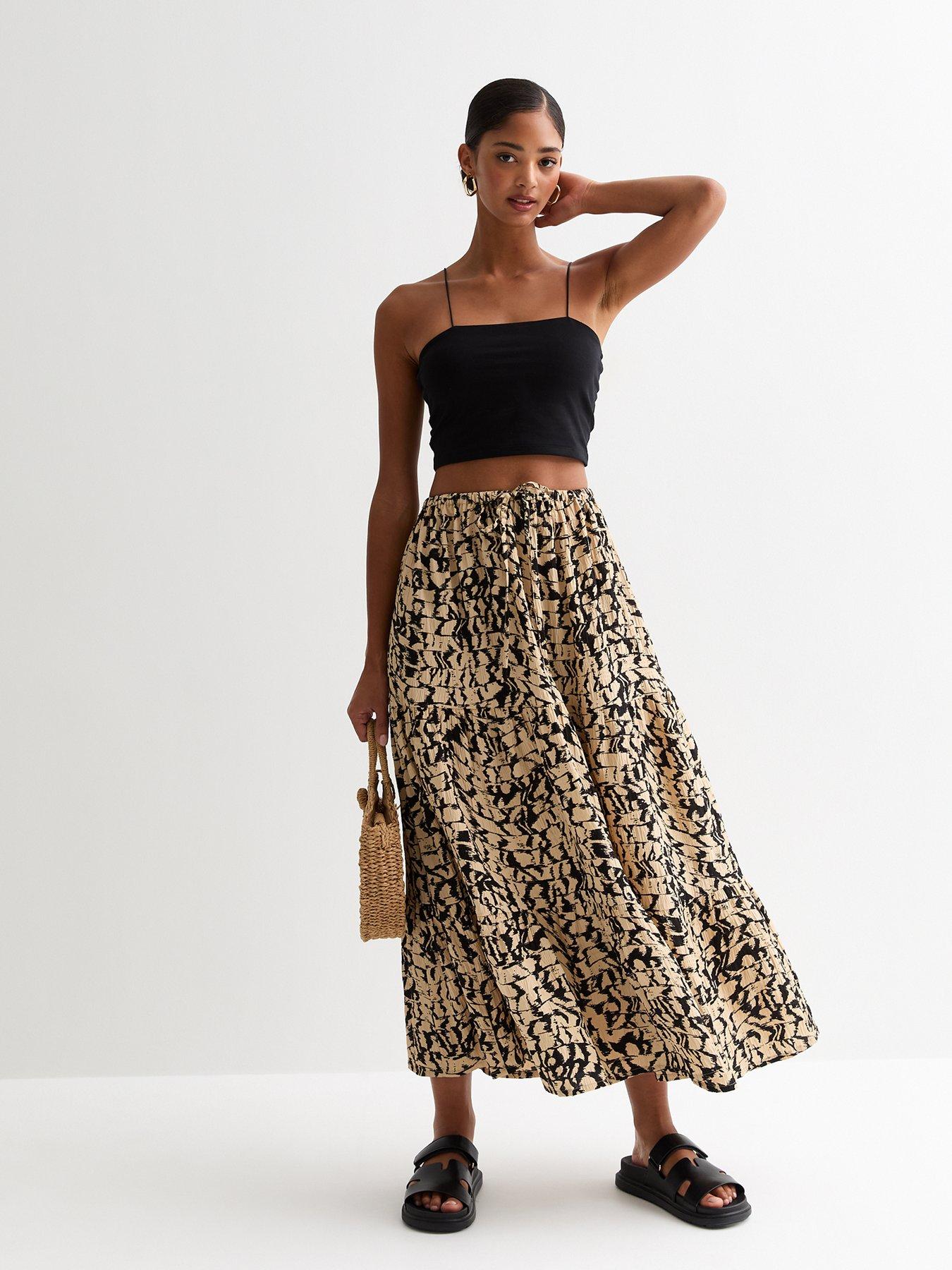 new-look-brown-abstract-print-textured-tiered-midi-skirt