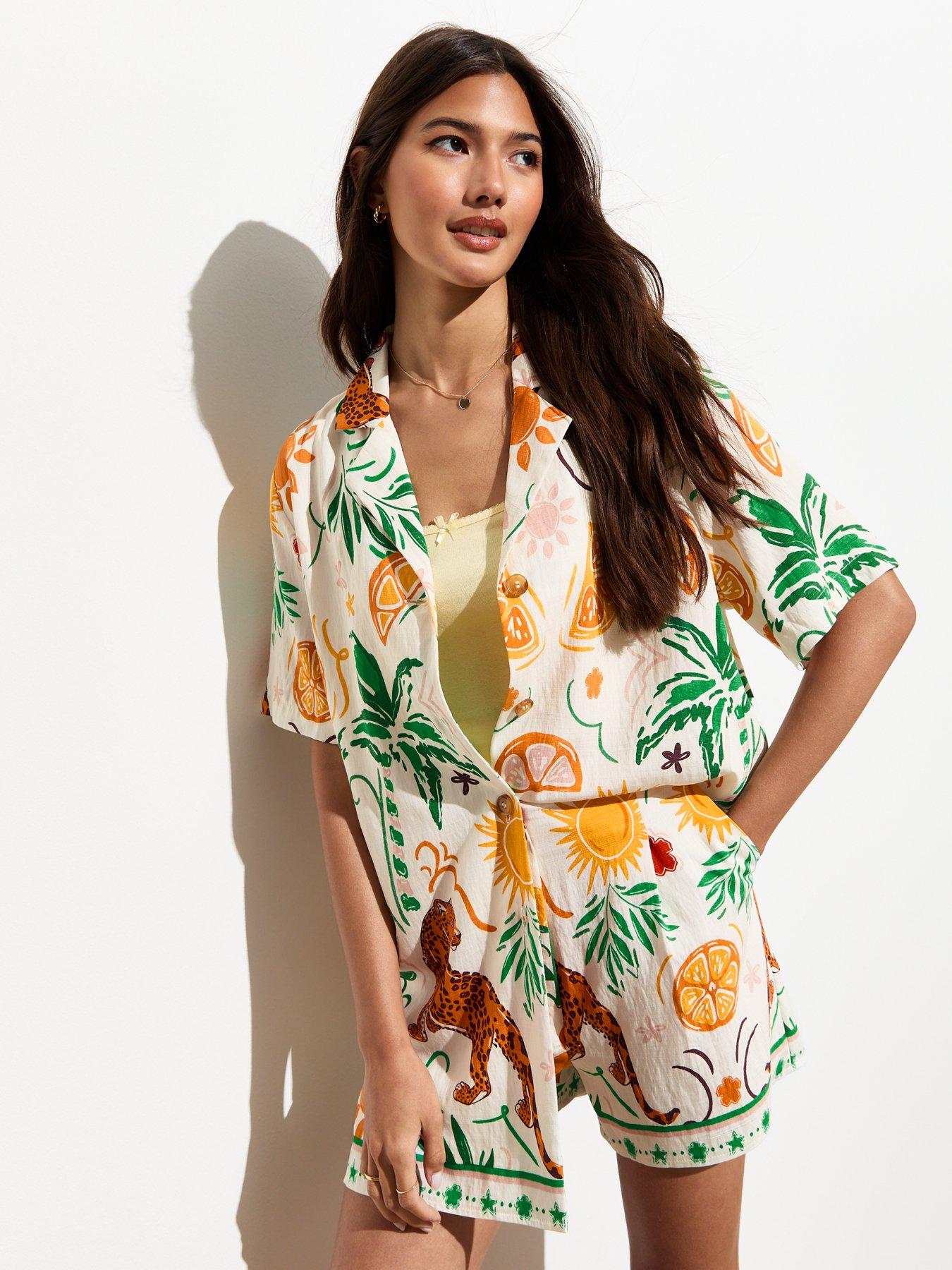 new-look-off-white-oversized-leopard-lemon-print-resort-shirt