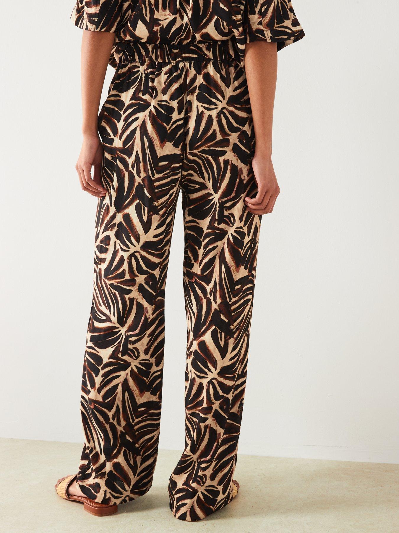 mango-printed-design-wide-leg-trouserstillFront