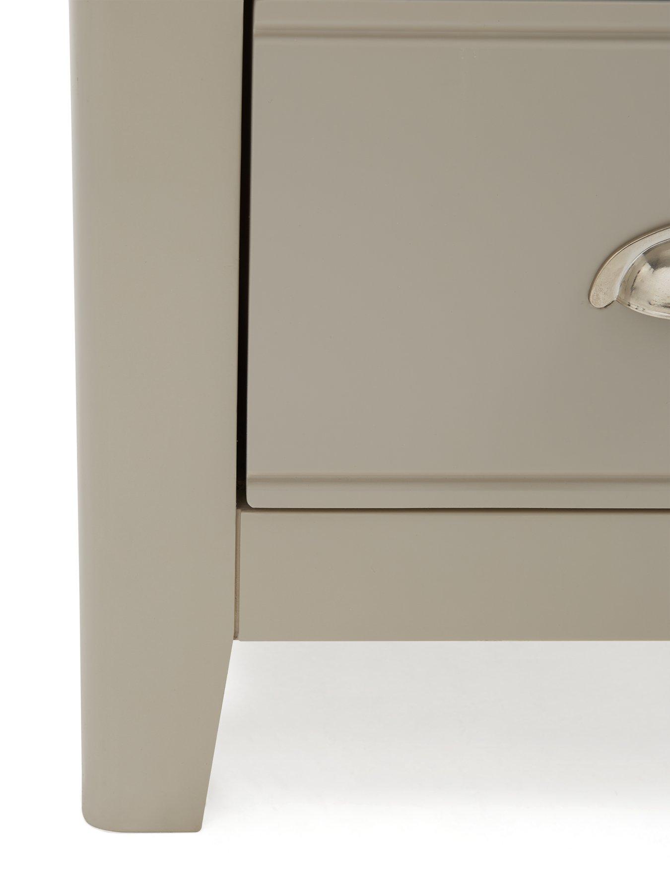 very-home-malone-ready-assemblednbsp3-drawer-bedside-chestnbsp--contains-solid-wooddetail