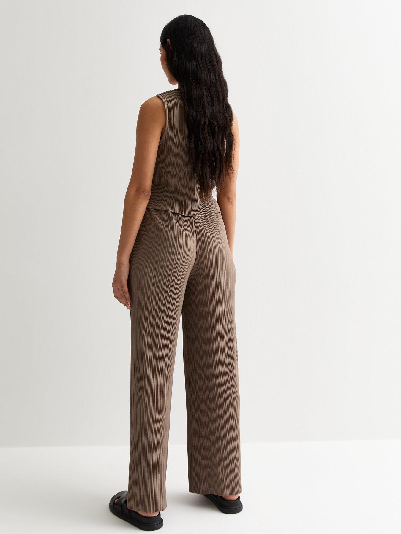 new-look-brown-plisse-pleated-trousersstillFront