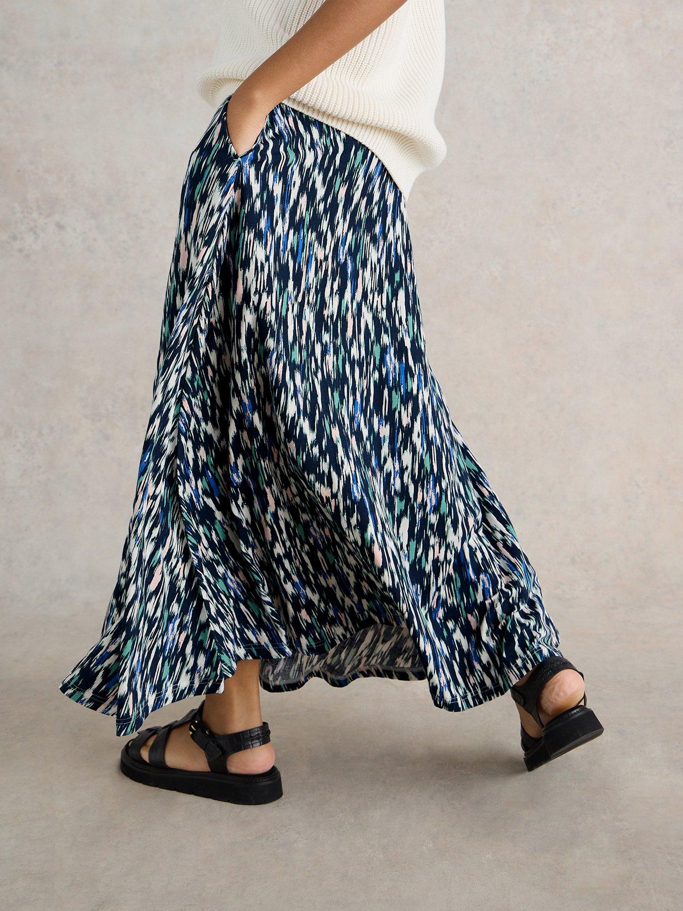 white-stuff-jada-maxi-skirt-navystillFront